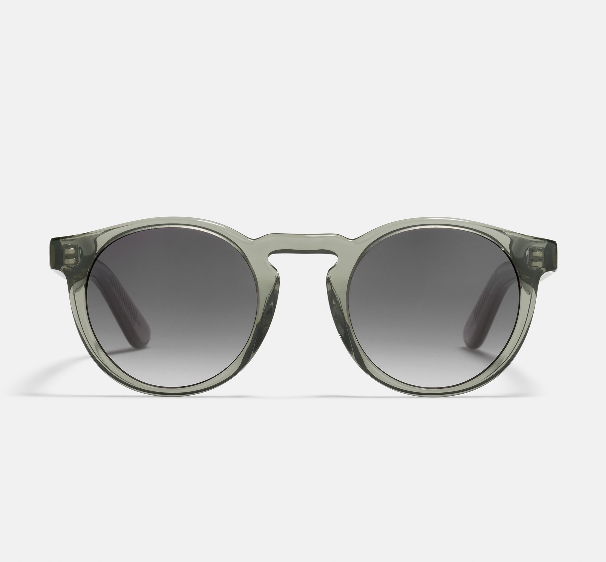 benjamin-large-ghost-whisper-