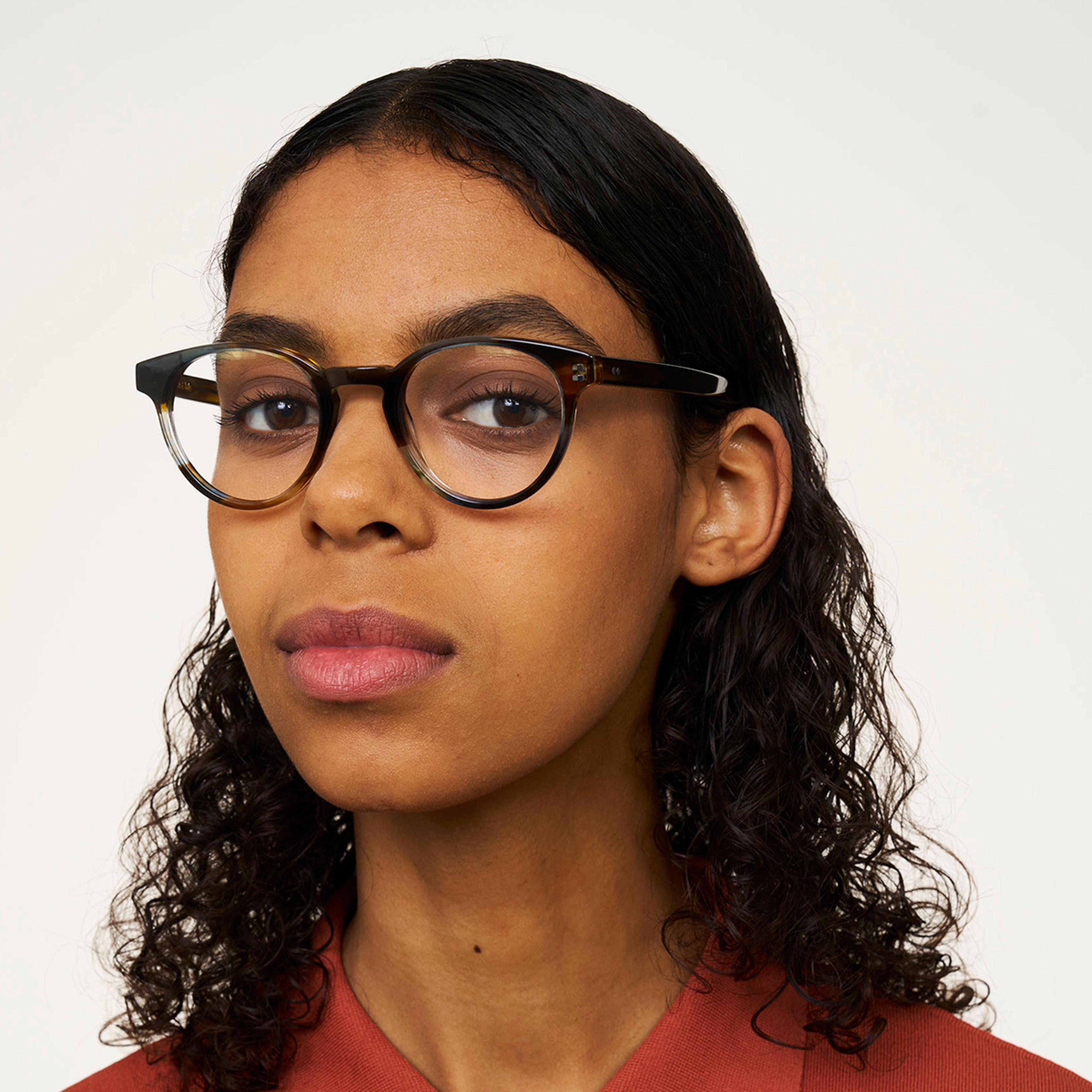 Ace & Tate Glasses | Round Bio acetate in Blue