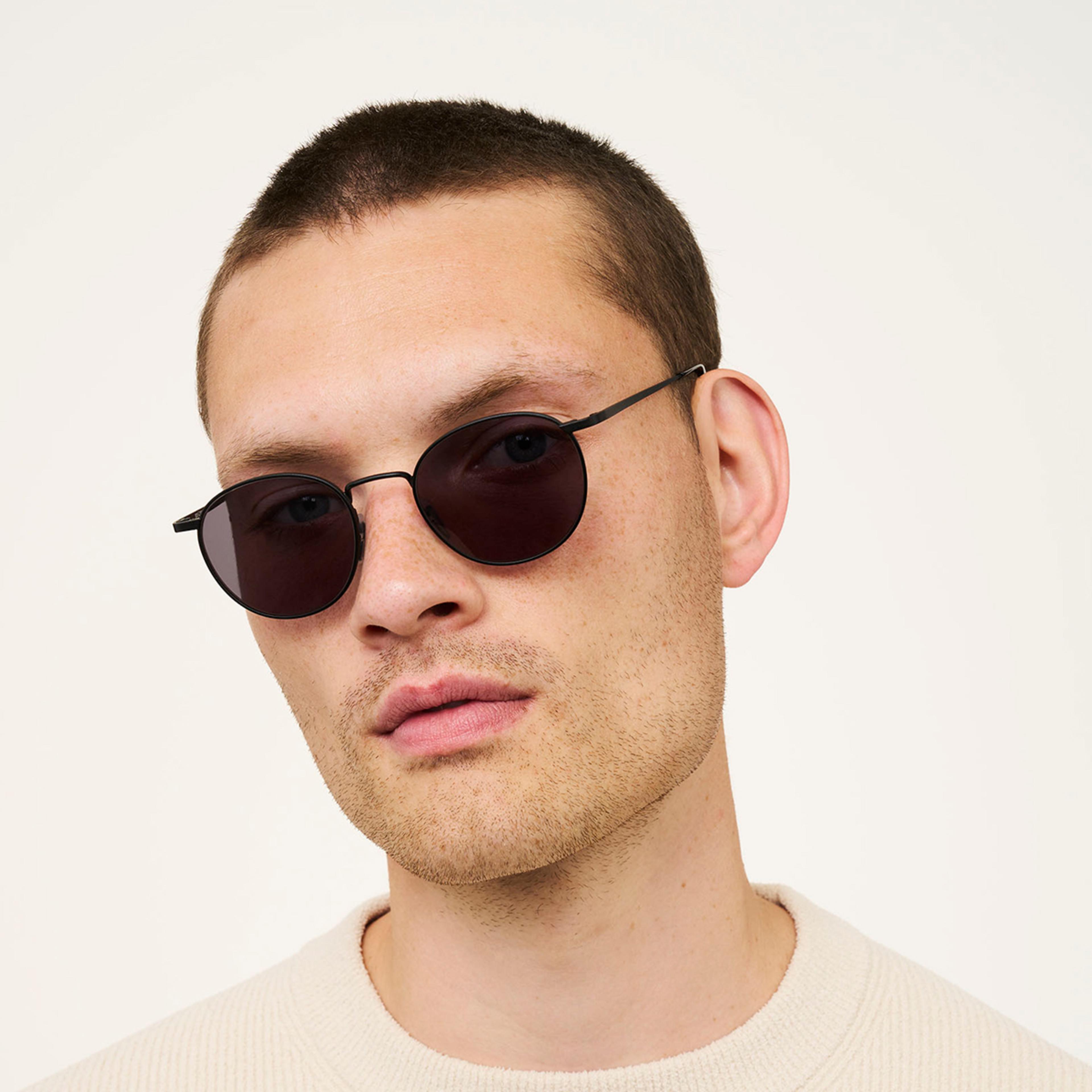 Ace & Tate Sunglasses | Round Metal in Black