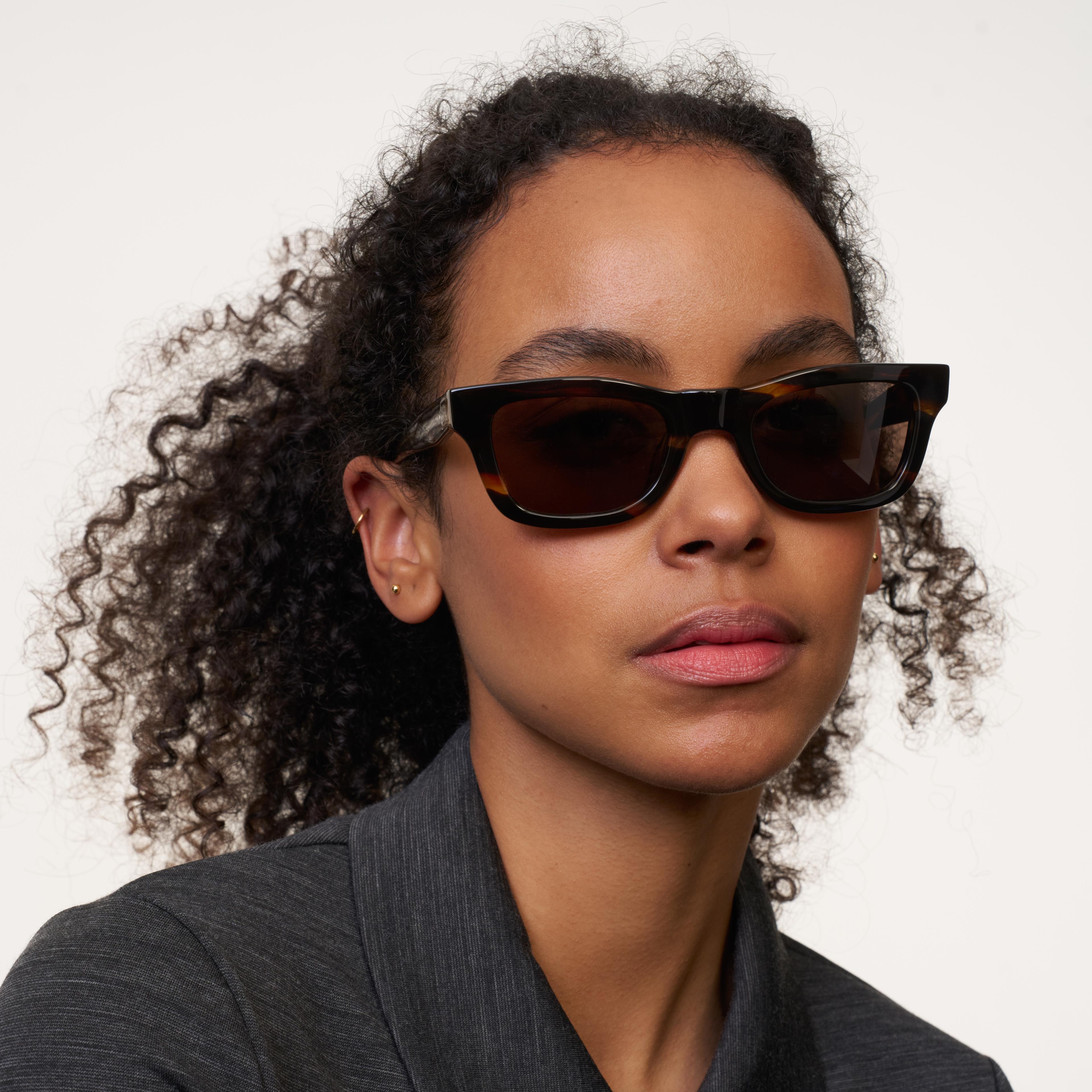 Ace & Tate Solaires | Rectangulaire Acétate in Marron, Orange