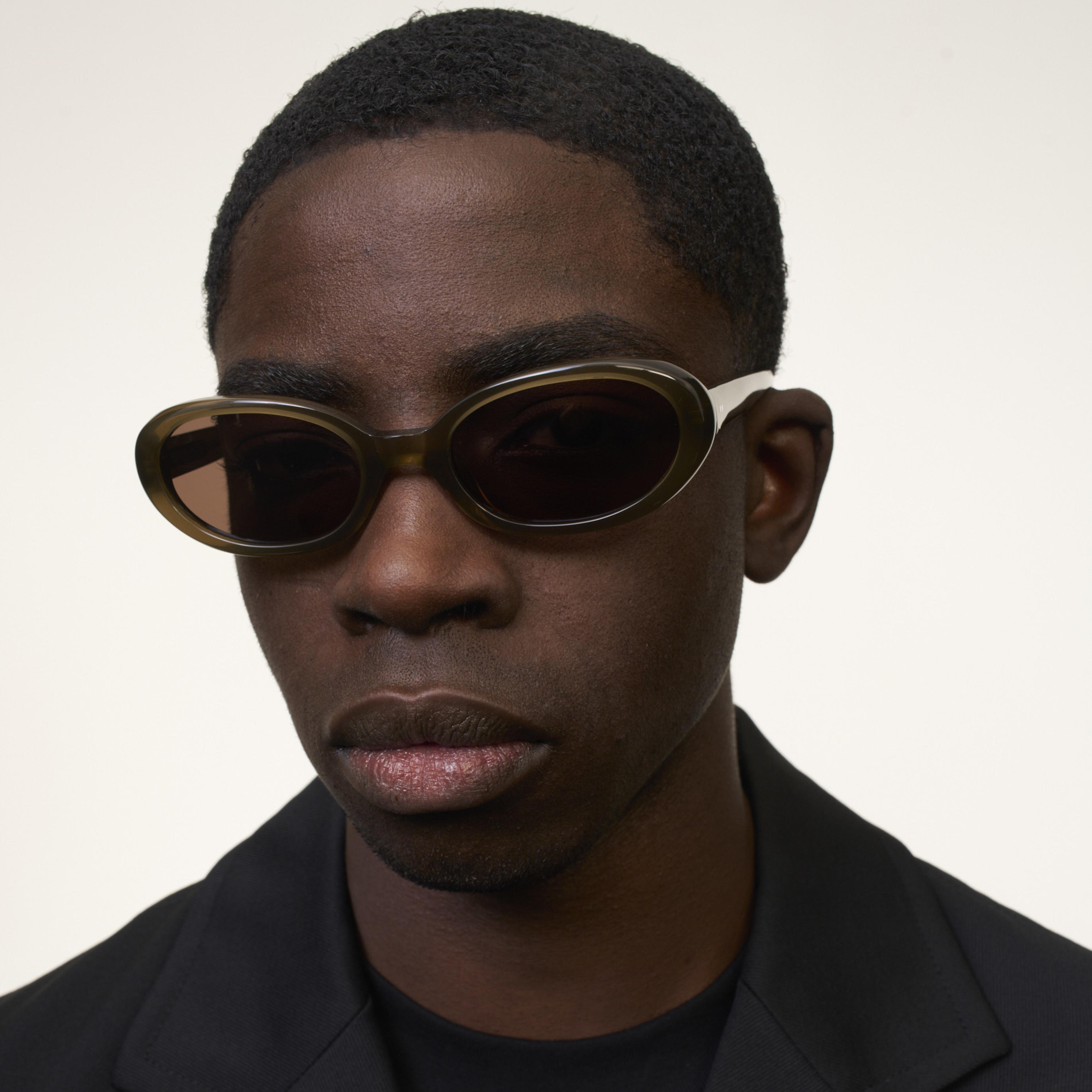 Ace & Tate Solaires | Oval Acétate in Vert