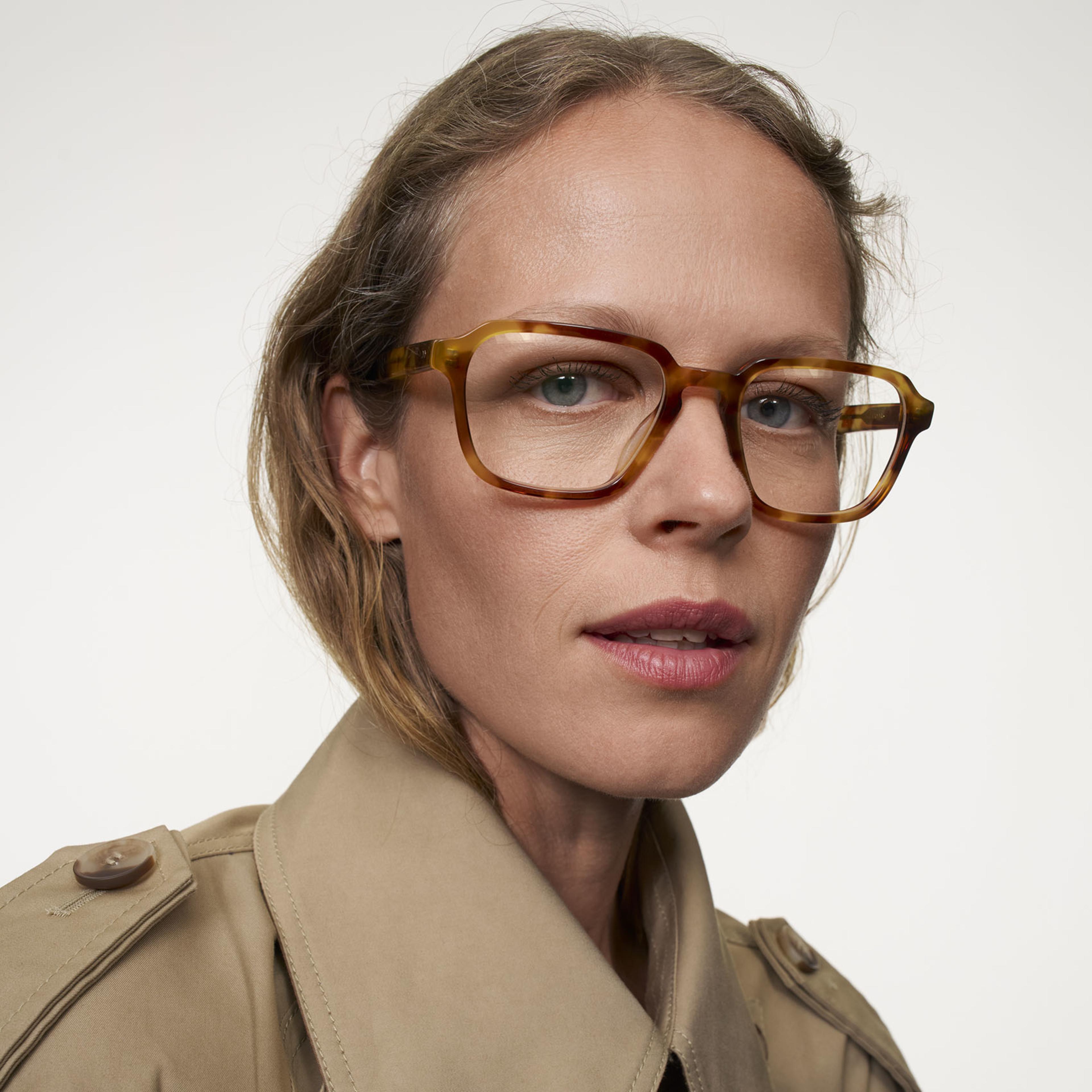 Ace & Tate Optiques | Hexagonal Acétate in Beige, Marron, Jaune