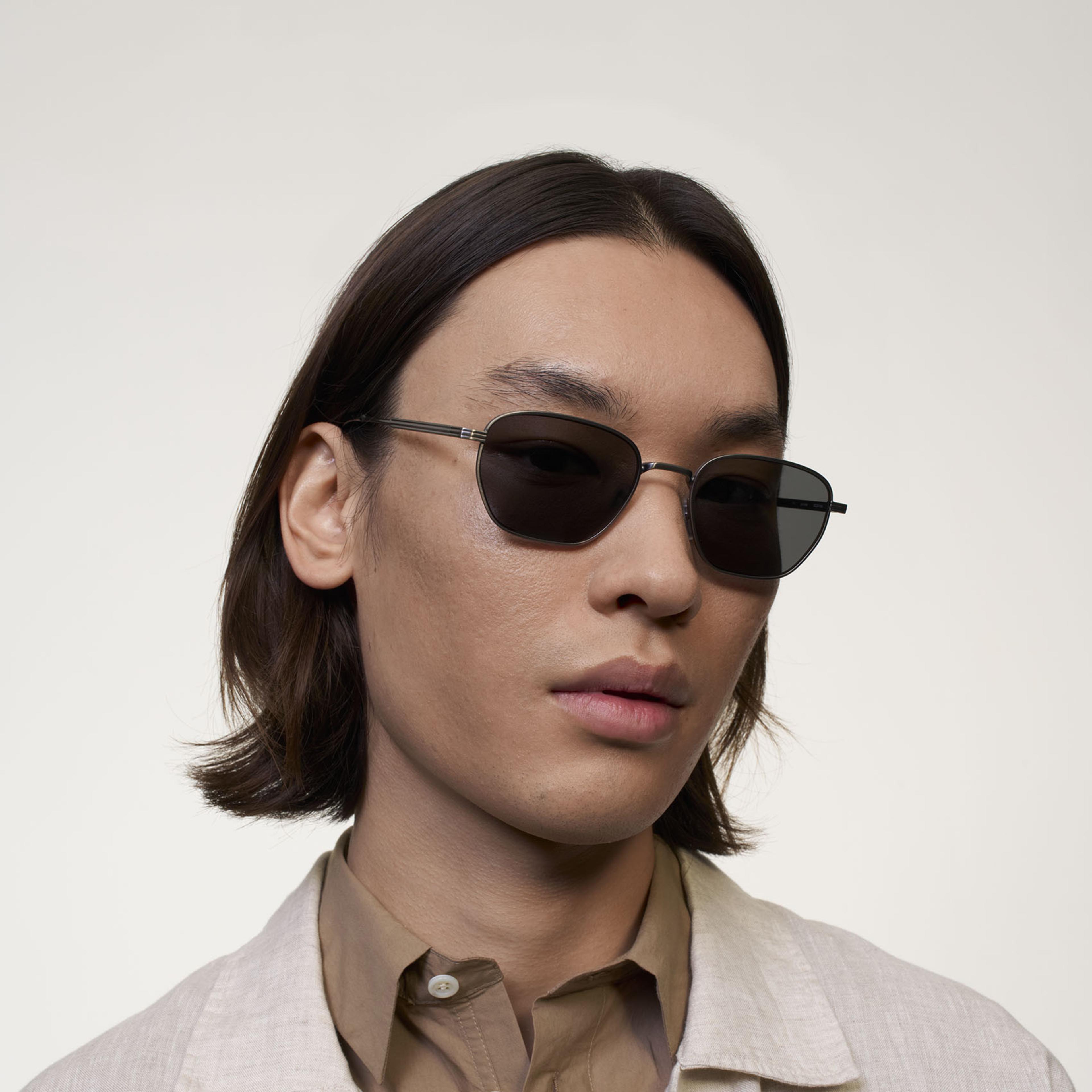 Ace & Tate Sunglasses | Hexagonal Metal in Grey