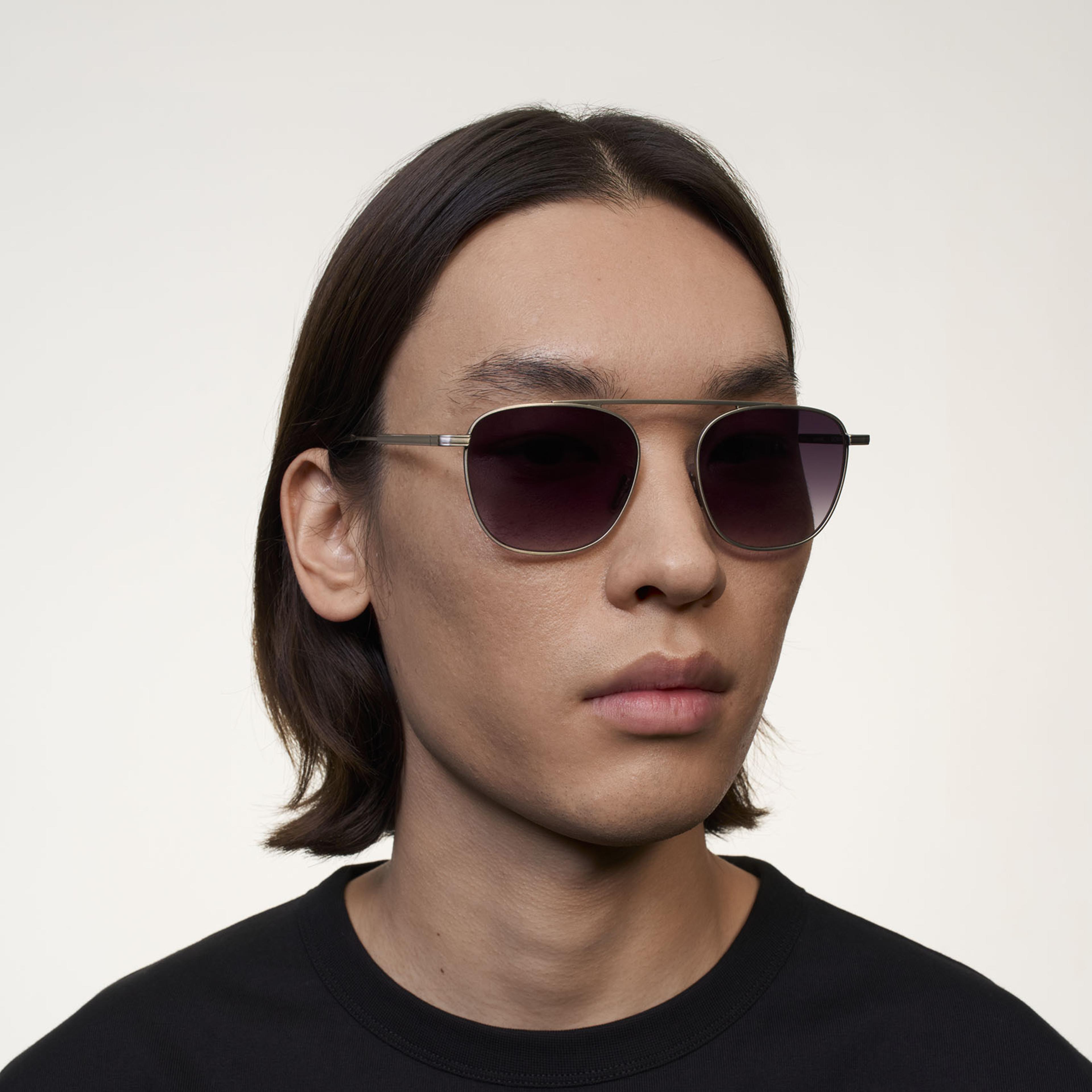 Ace & Tate Sunglasses | Square Metal in Grey