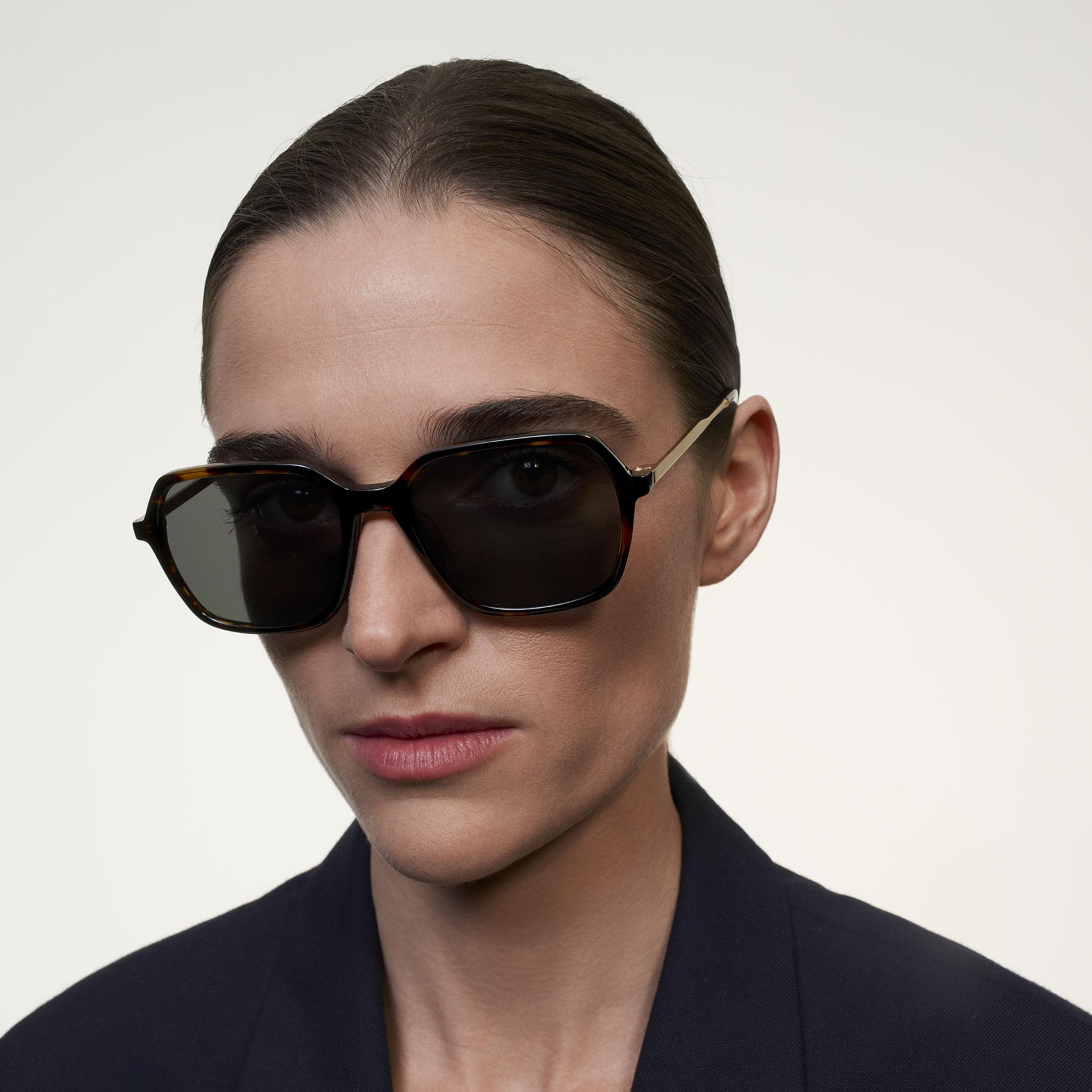 Ace & Tate Sunglasses | Square Acetate in Black, Brown