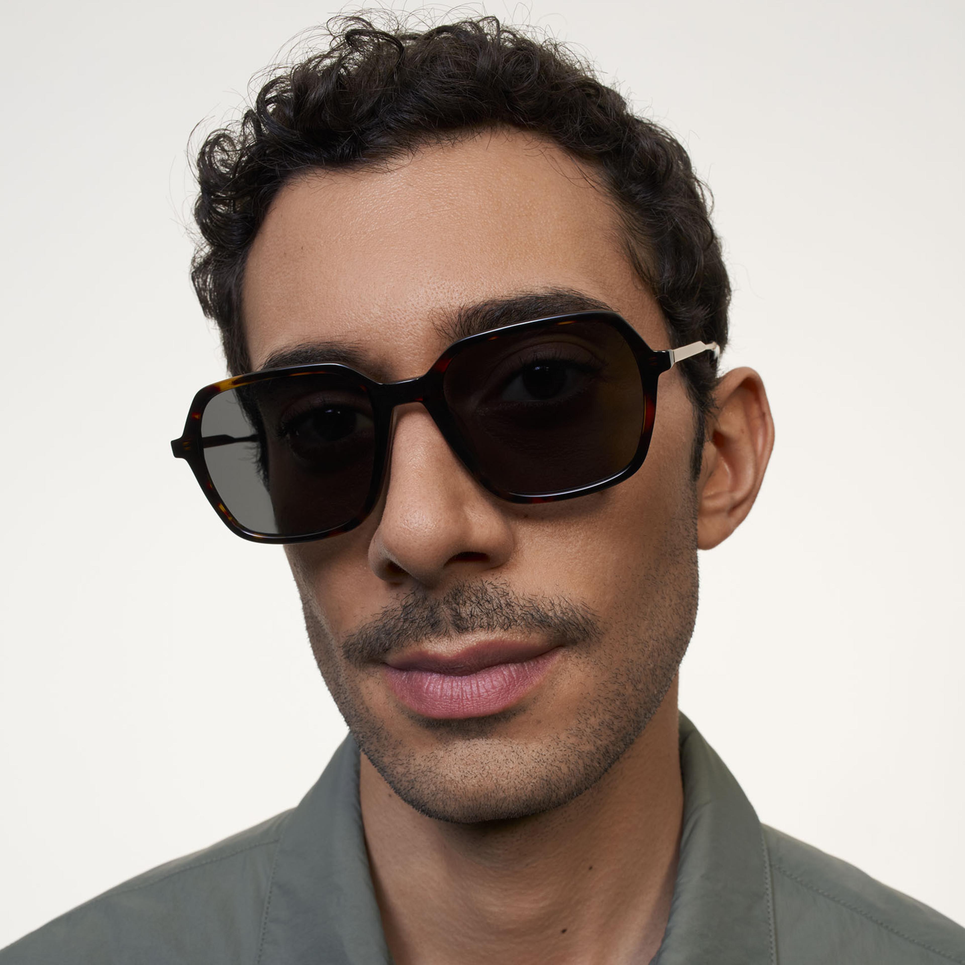 Ace & Tate Sonnenbrillen | Quadratisch Acetat in Schwarz, Braun