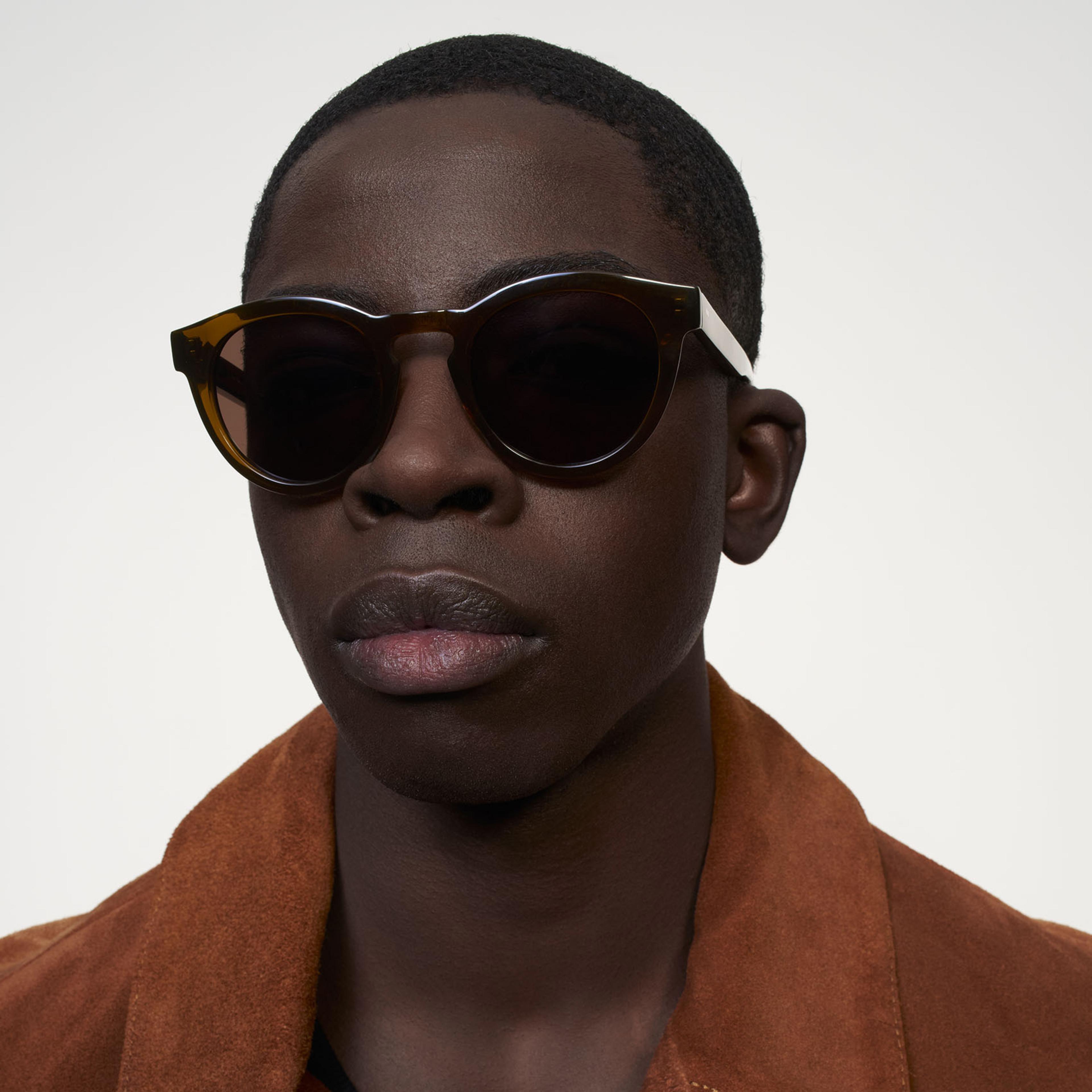 Ace & Tate Sunglasses | Round Acetate in Brown