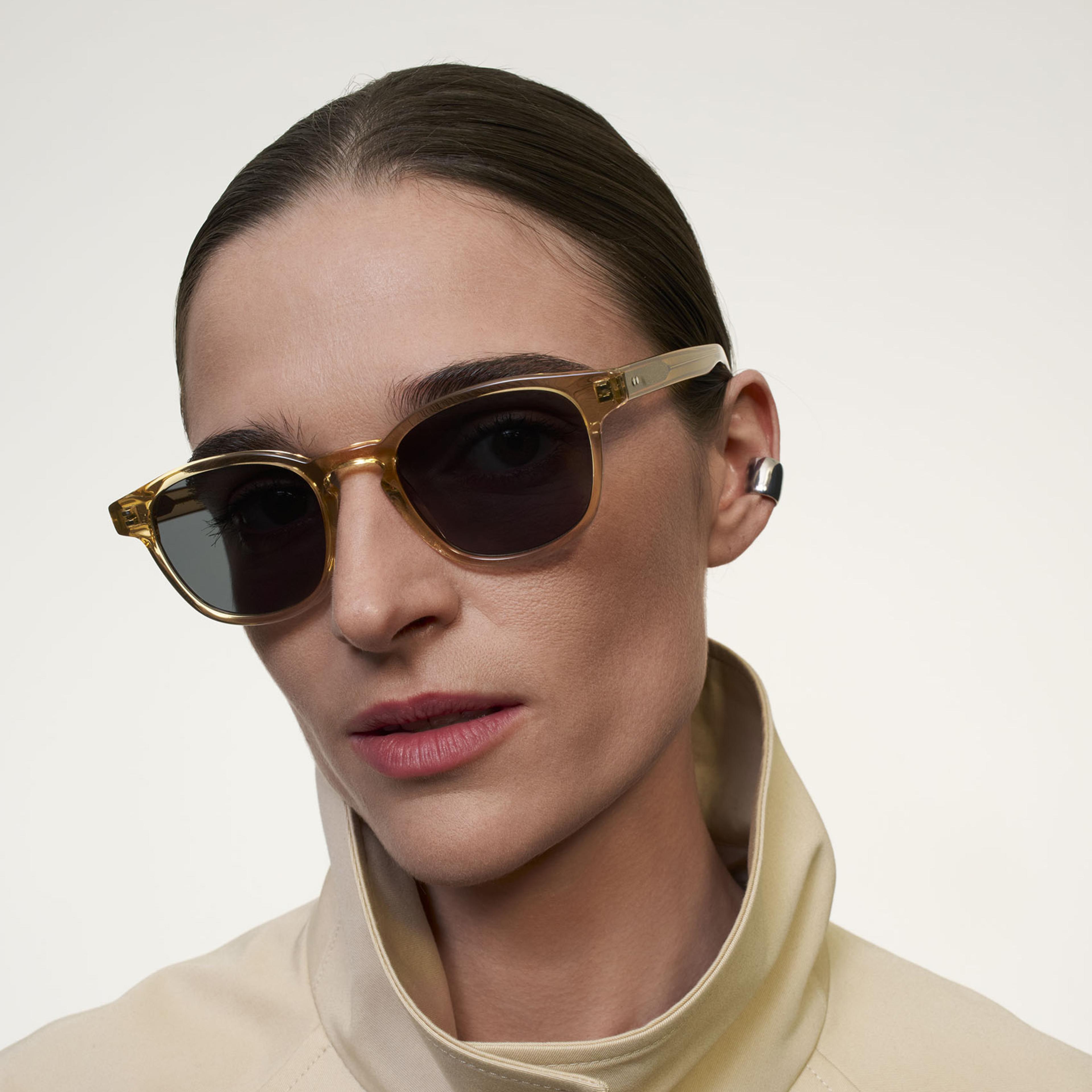 Ace & Tate Alfred in Golden Hour Ace & Tate Sunglasses | Square Acetate in Yellow