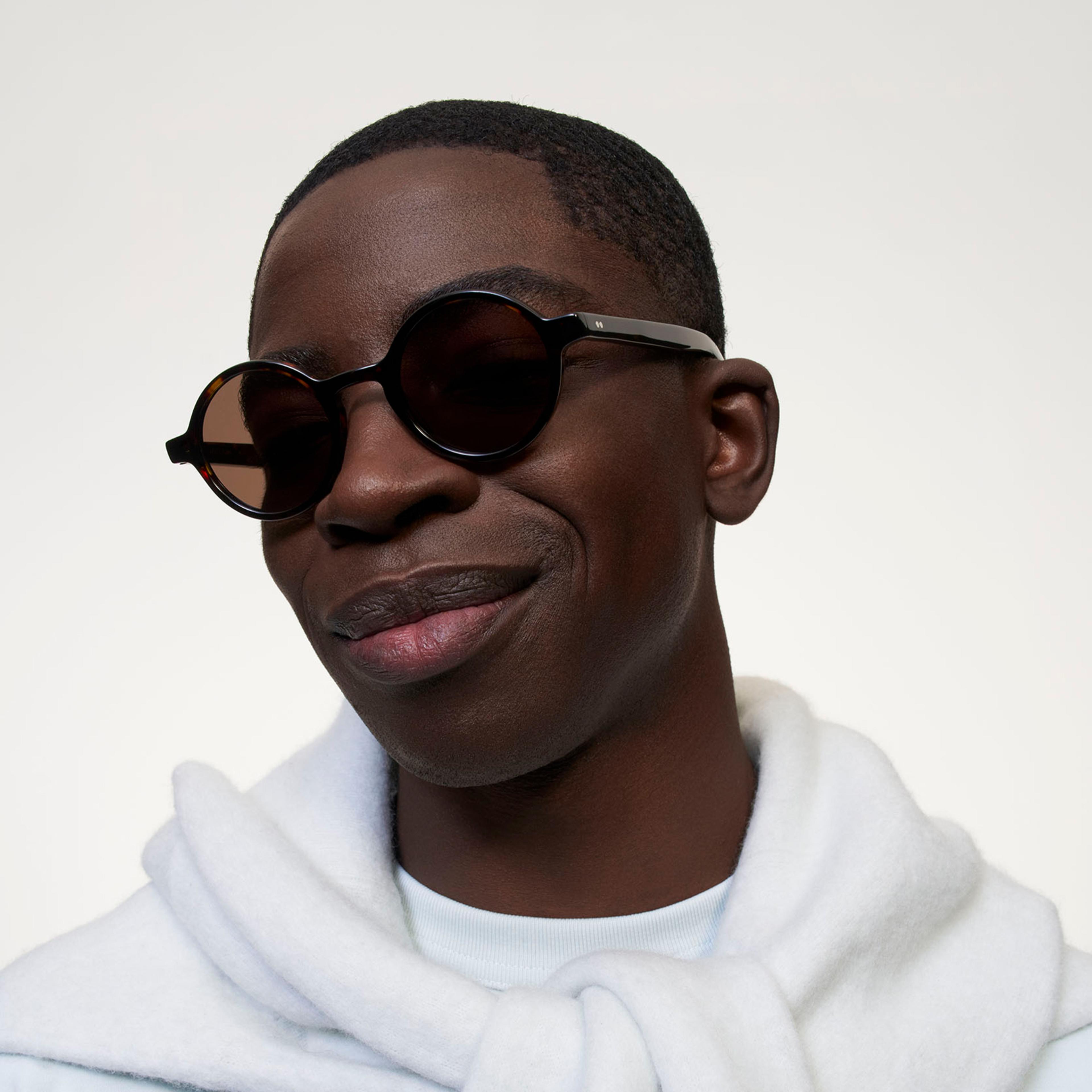 Ace & Tate Sunglasses | Round Acetate in tortoise