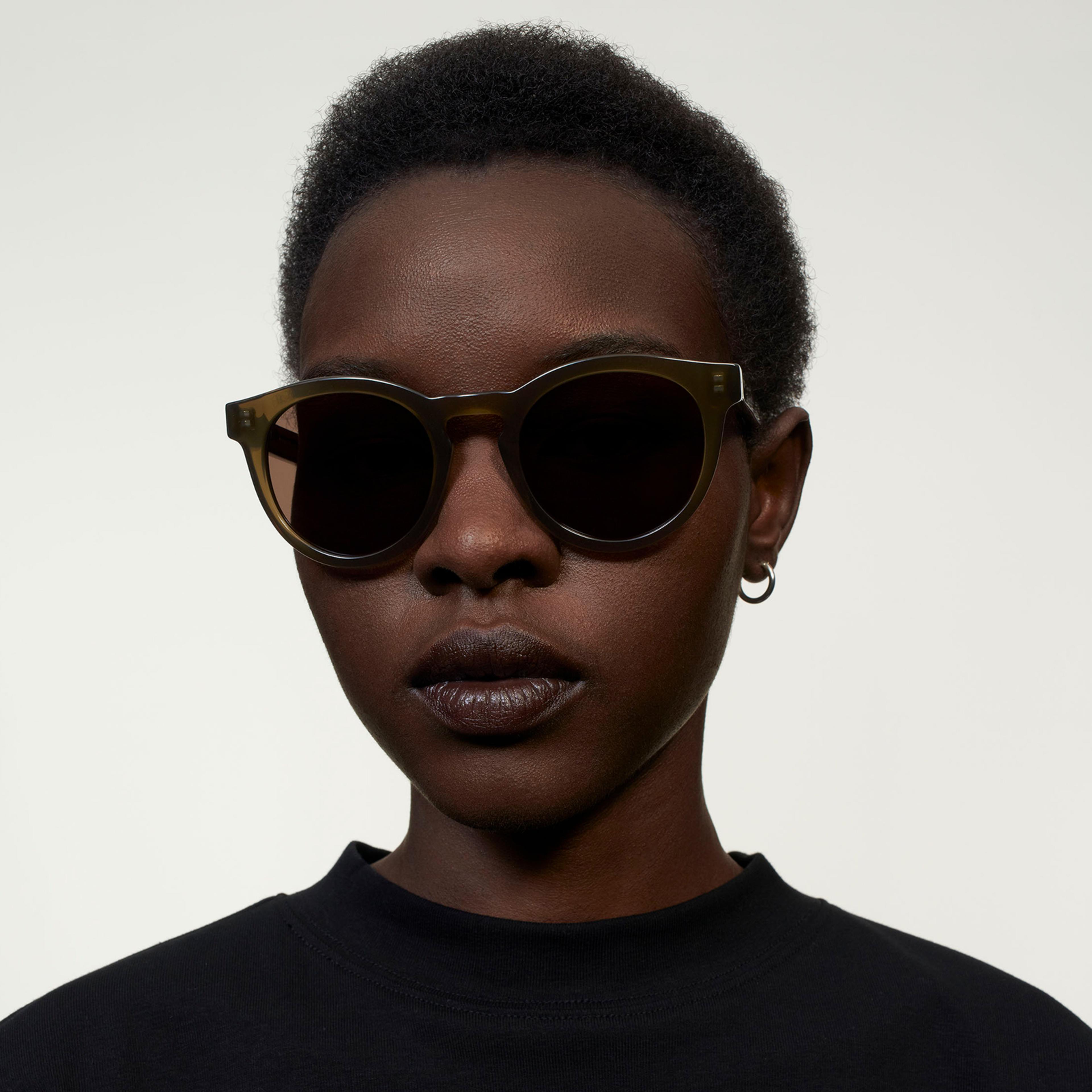 Ace & Tate Sunglasses | Round Renew bio acetate in Green