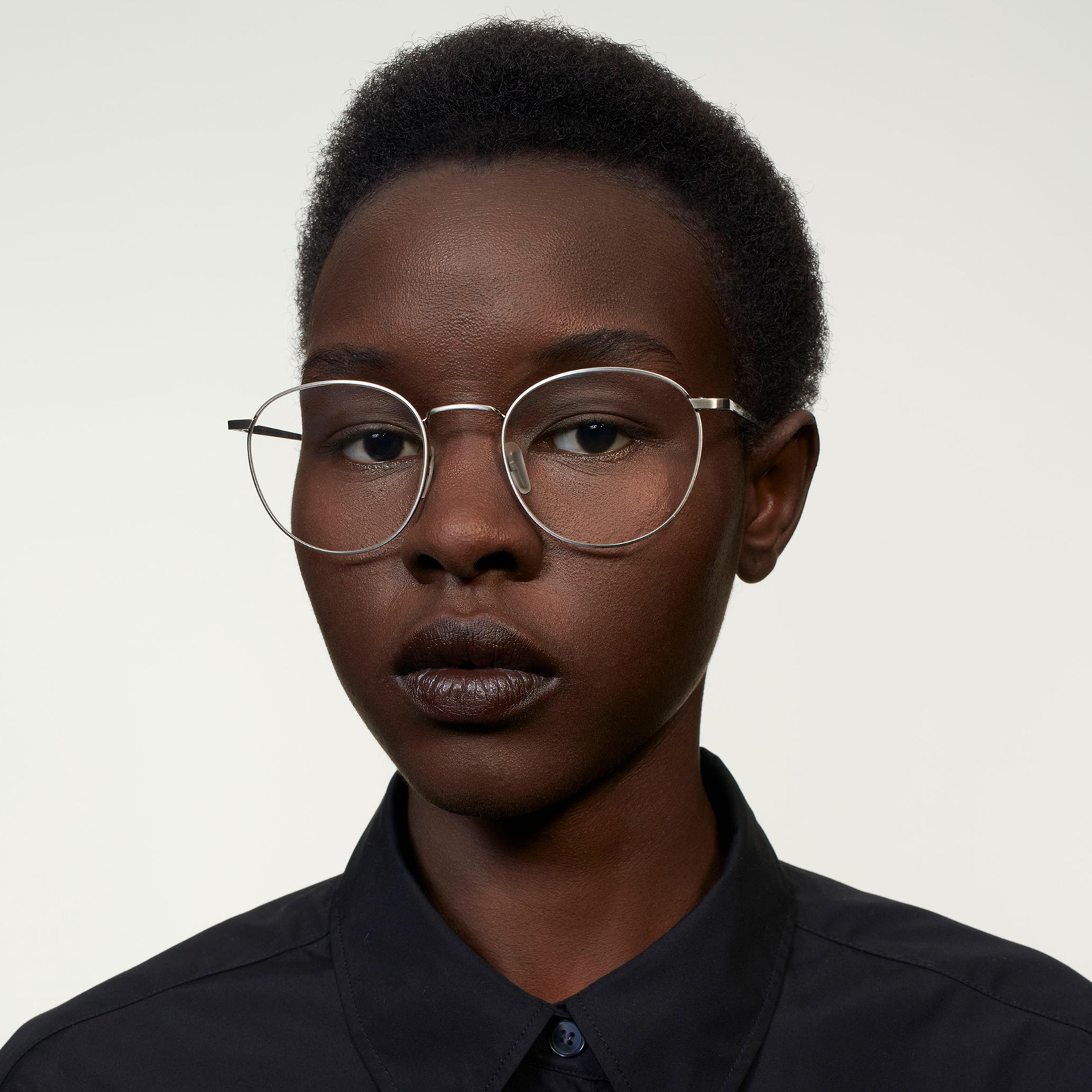 Ace & Tate Neil Extra Large in Satin Silver Ace & Tate Glasses | Round Metal in Silver