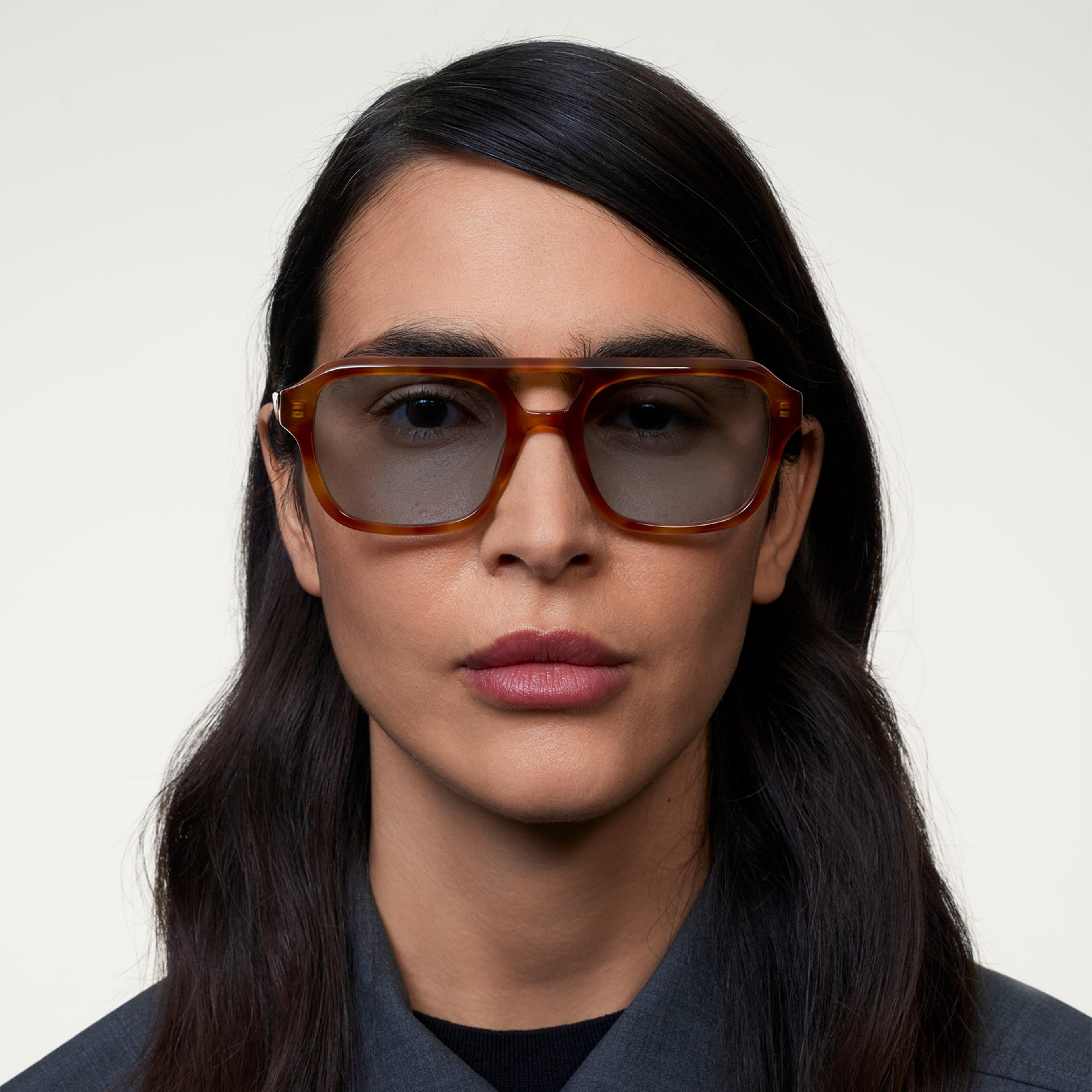 Ace & Tate Sonnenbrillen | Quadratisch Acetat in Braun