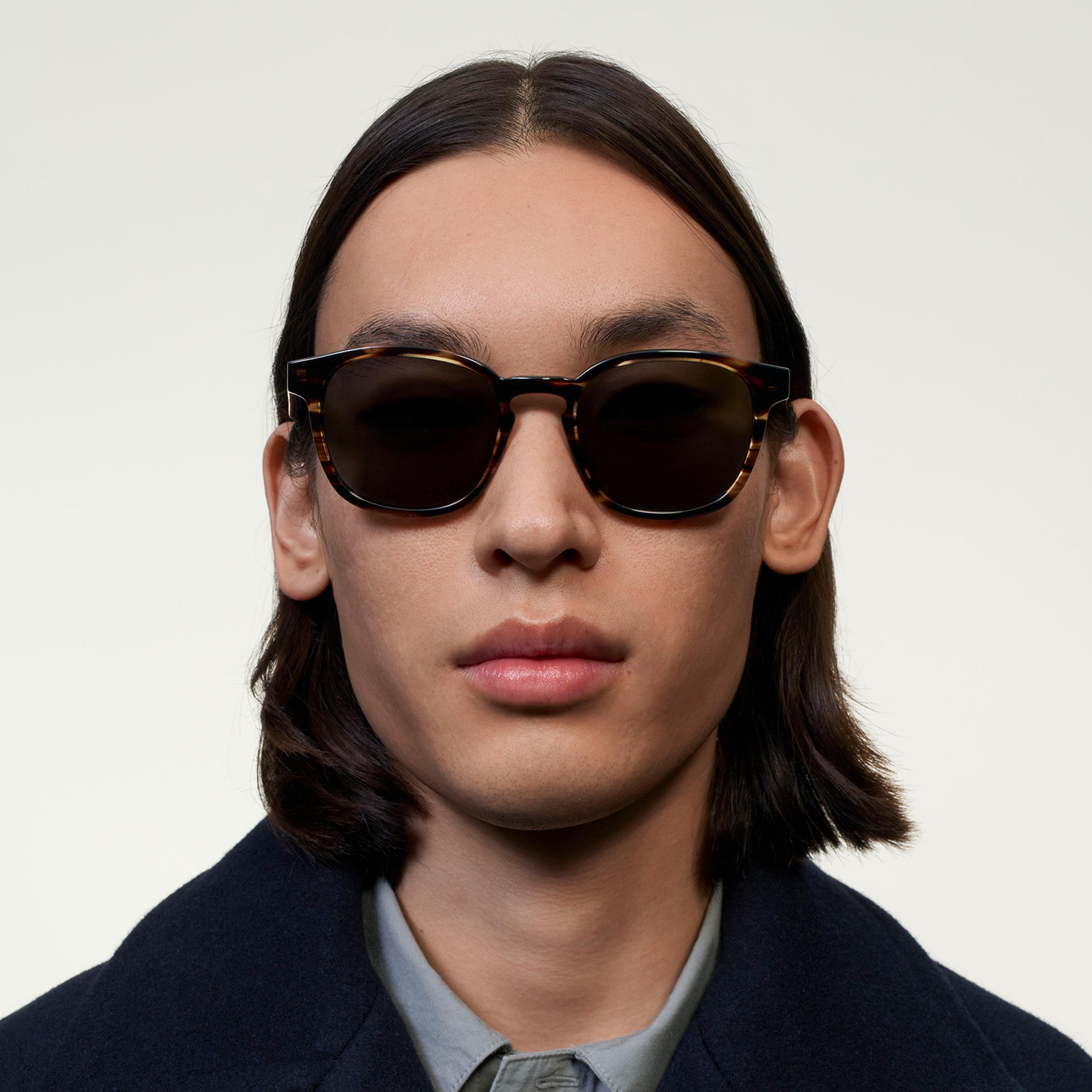 Ace & Tate Sonnenbrillen | Quadratisch Acetat in Braun, Orange