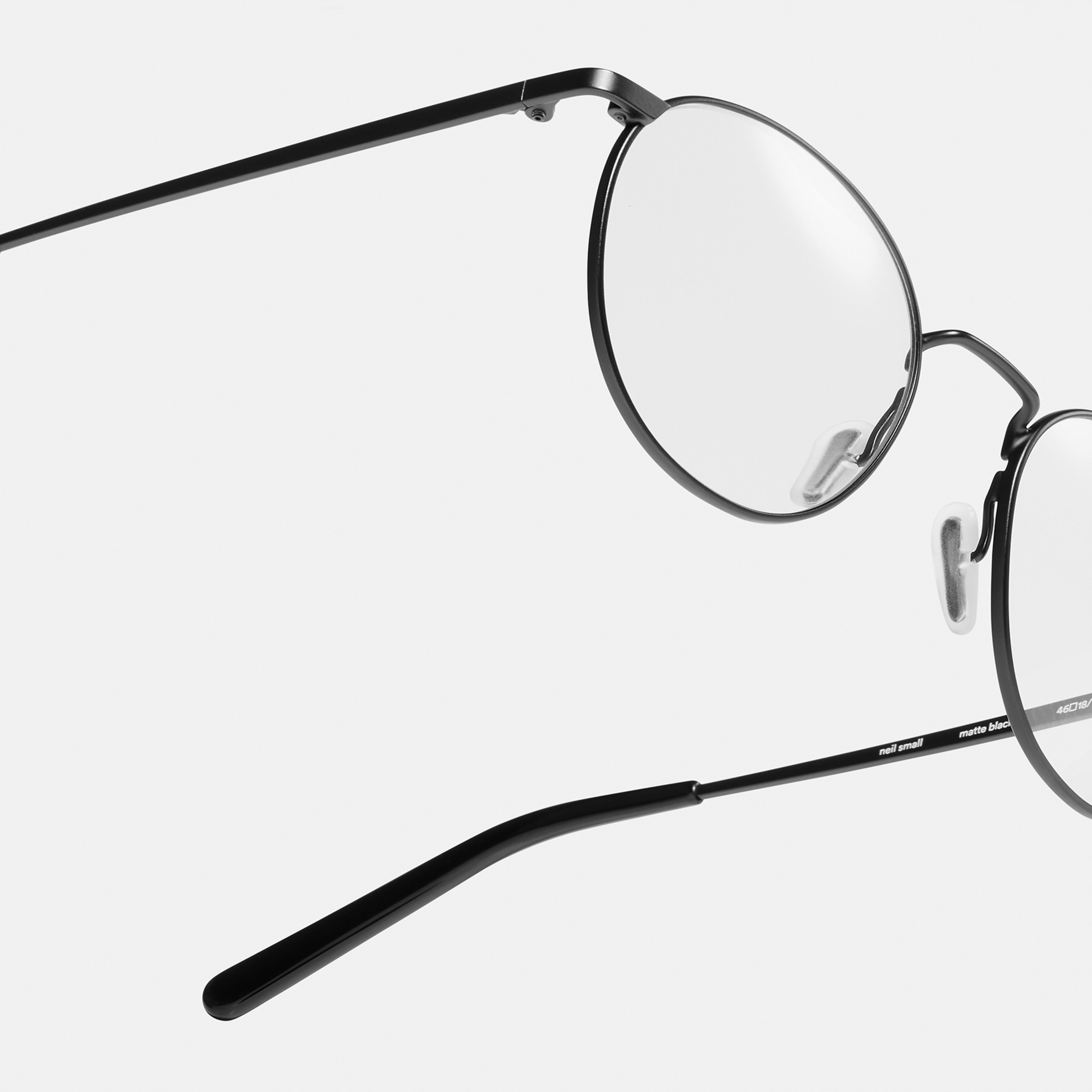 Ace & Tate Glasses | Round Metal in Black