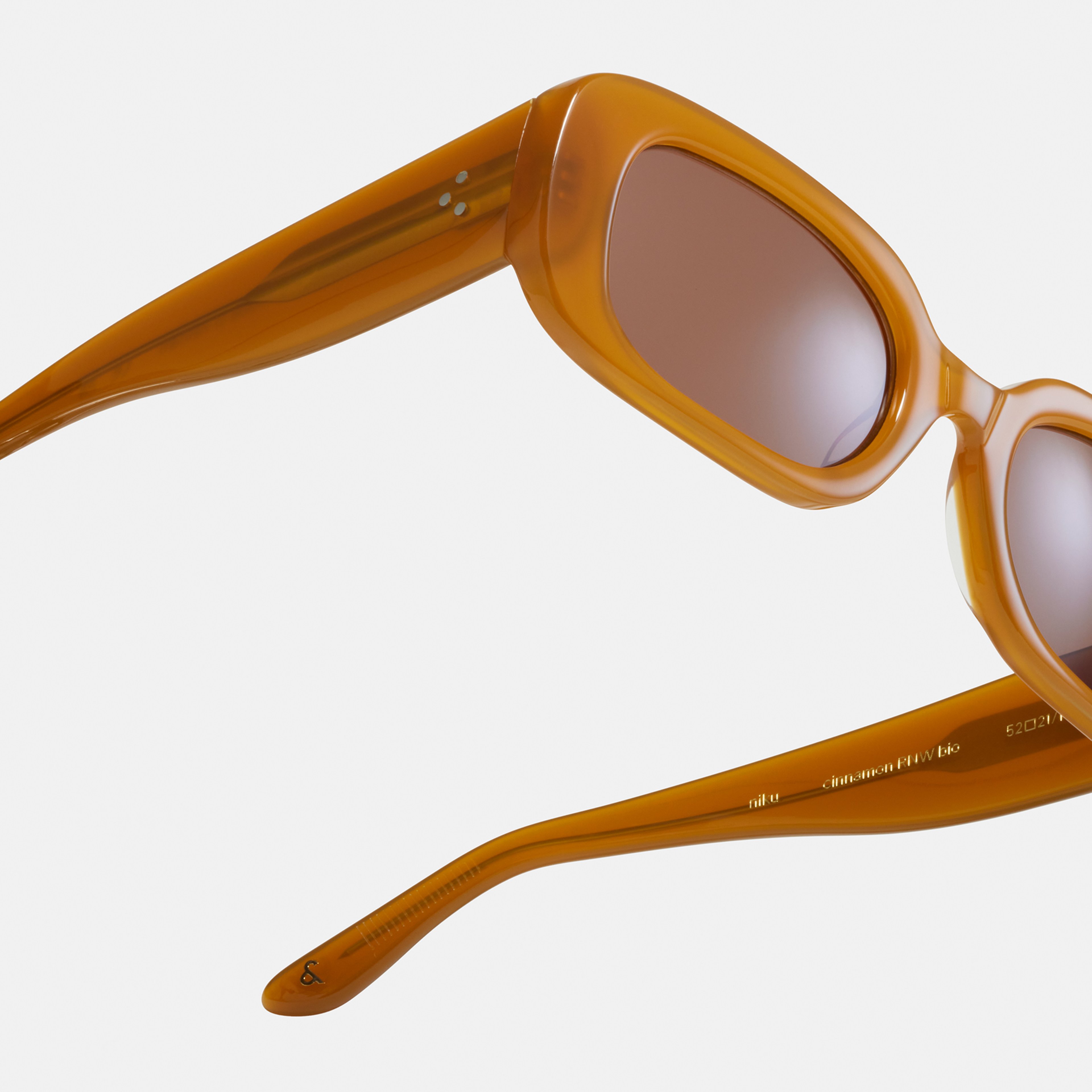 Ace & Tate Sunglasses | rectangle Renew bio acetate in Brown