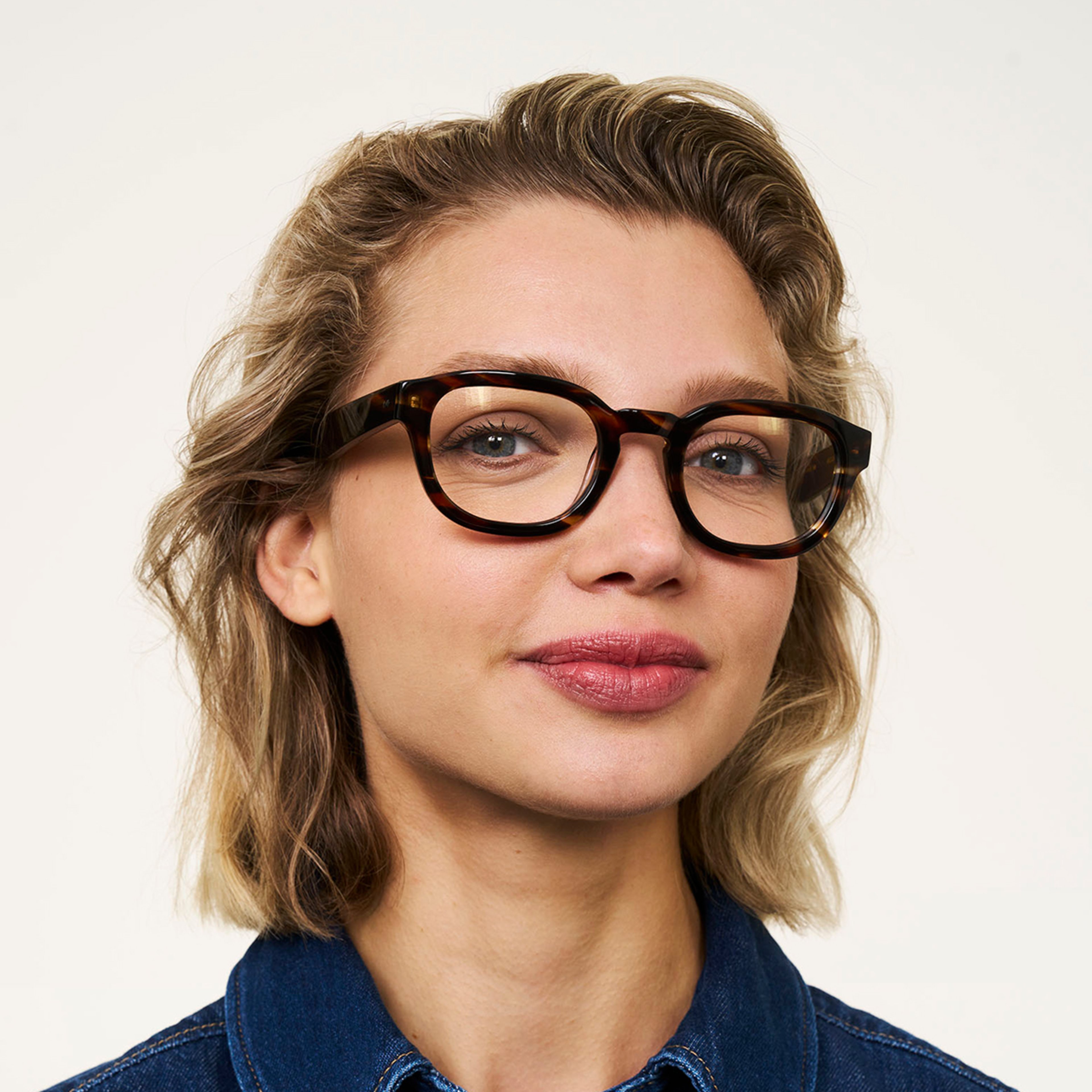 Ace & Tate Glasses | Round Acetate in Brown