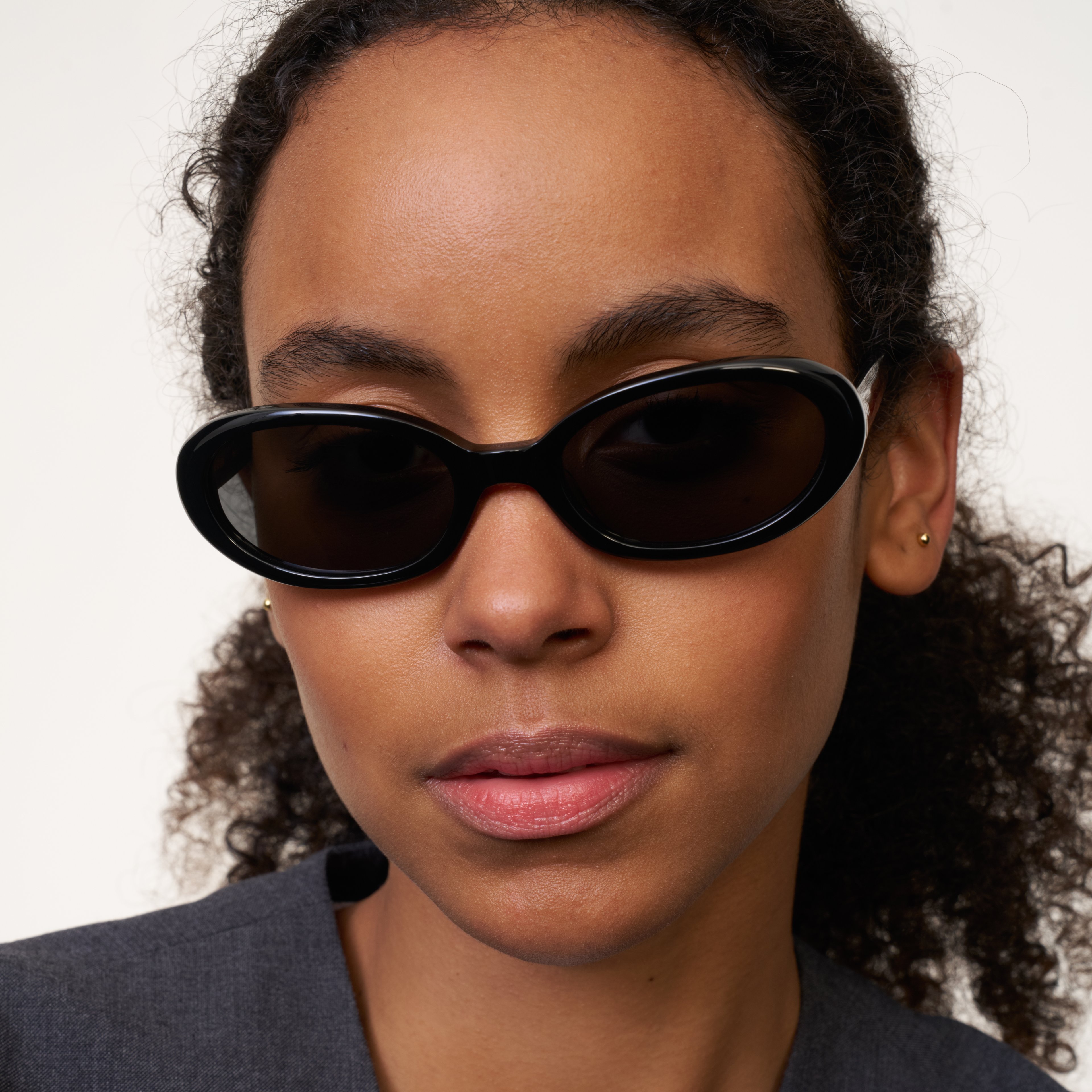 Ace & Tate Solaires | Oval Acétate in Noir