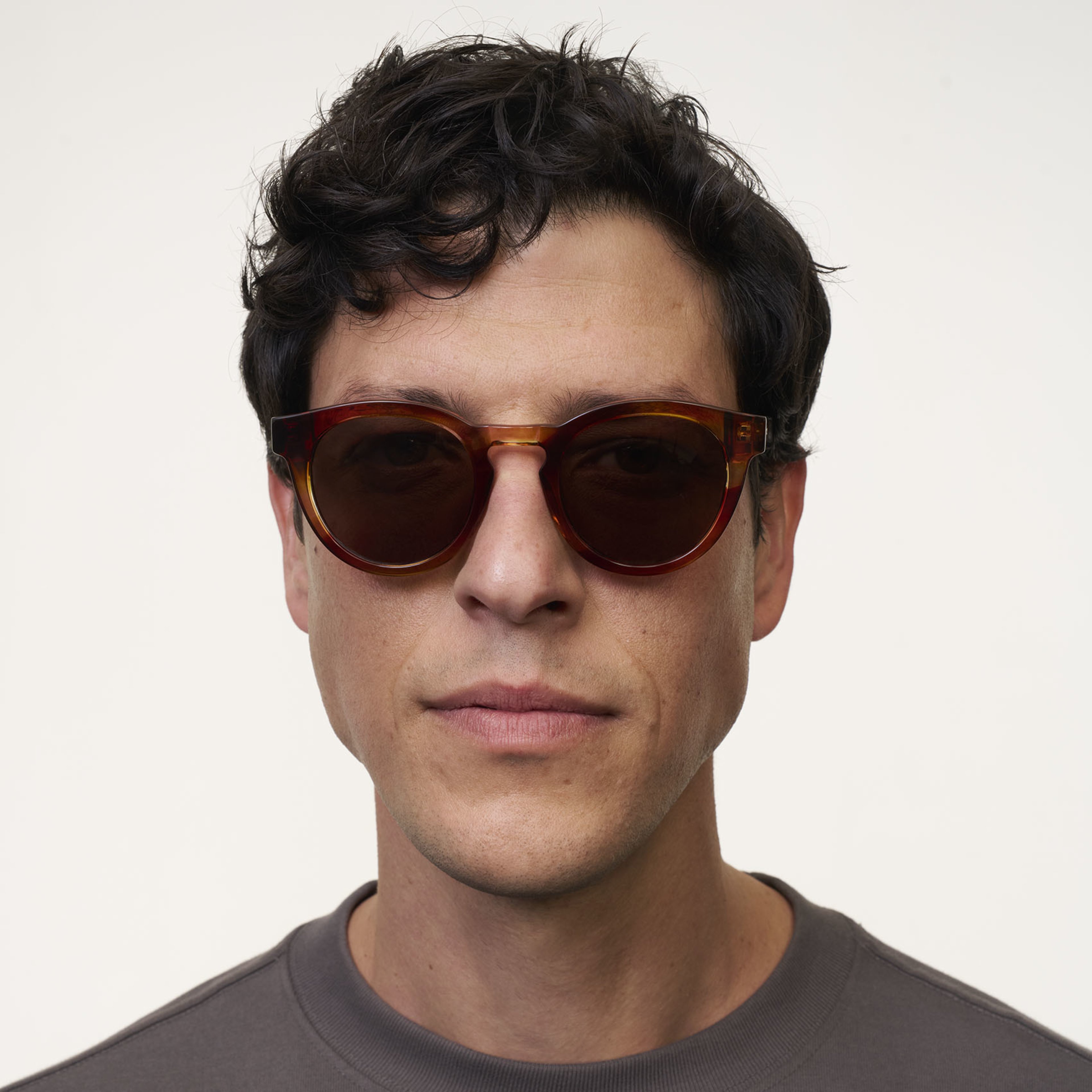 Ace & Tate Sonnenbrillen | Rund Acetat in Braun, Rot