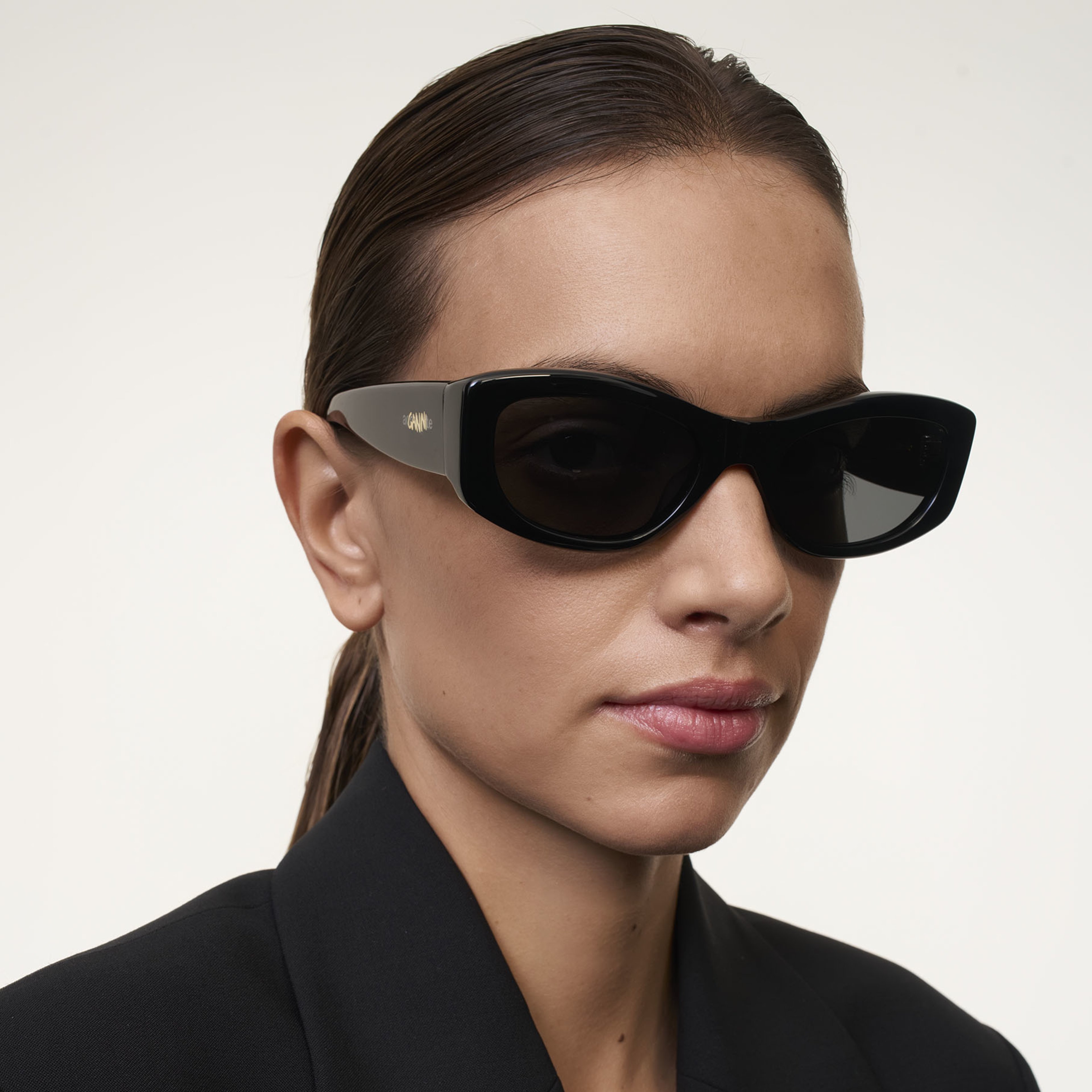 Ace & Tate Sonnenbrillen | Rechteckig Acetat in Schwarz