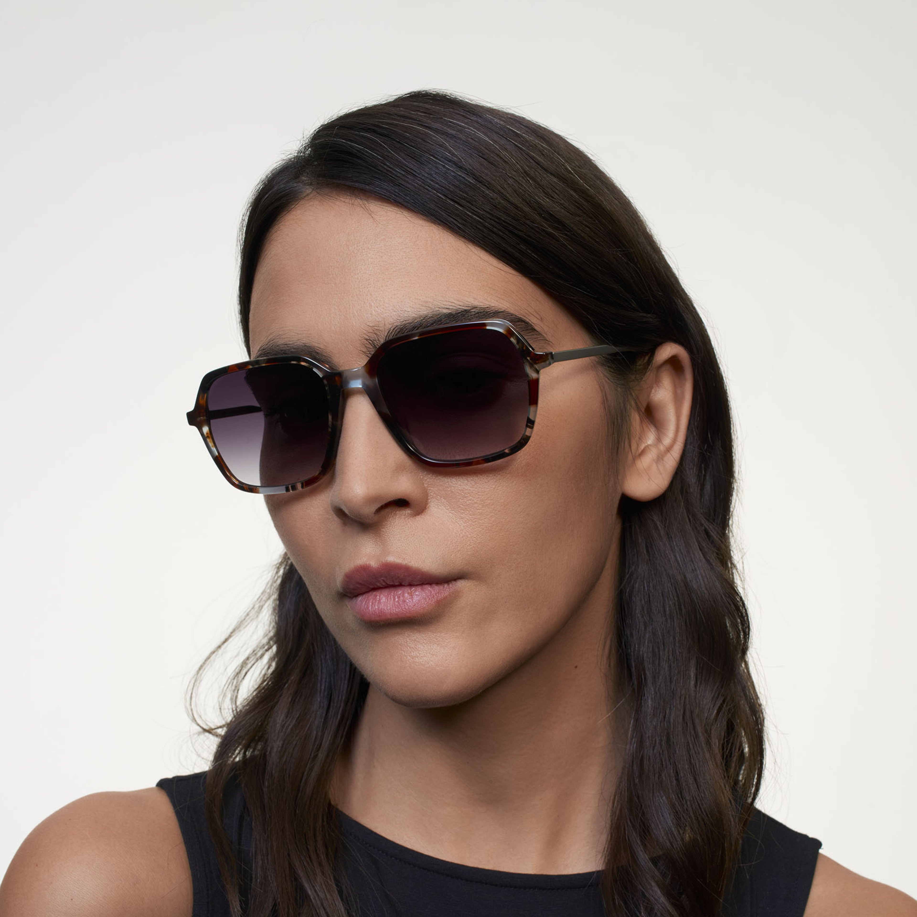 Ace & Tate Zonnebrillen | Vierkant Acetaat in Blauw, Zwart, Bruin