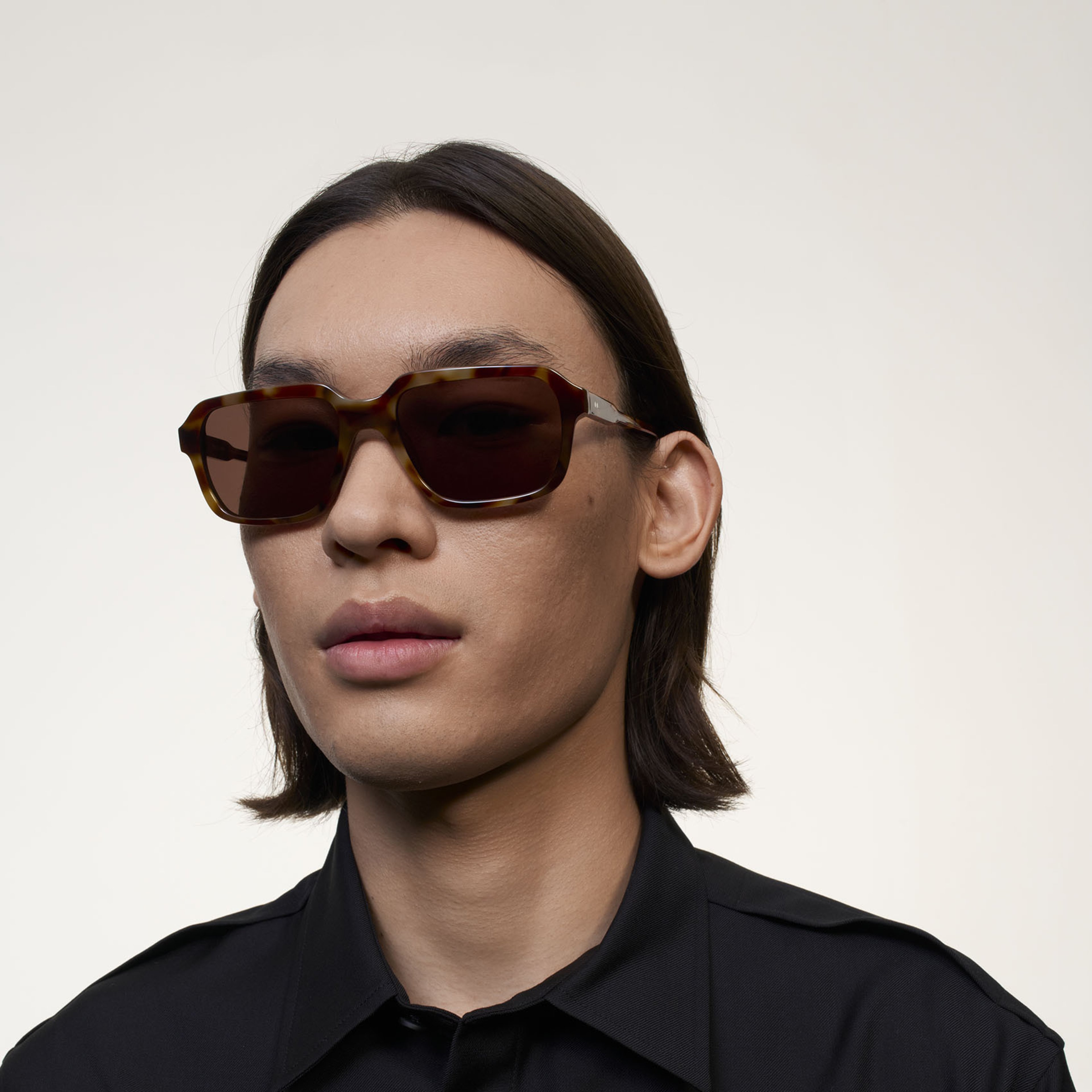 Ace & Tate Sonnenbrillen | Quadratisch Acetat in Braun, Gelb