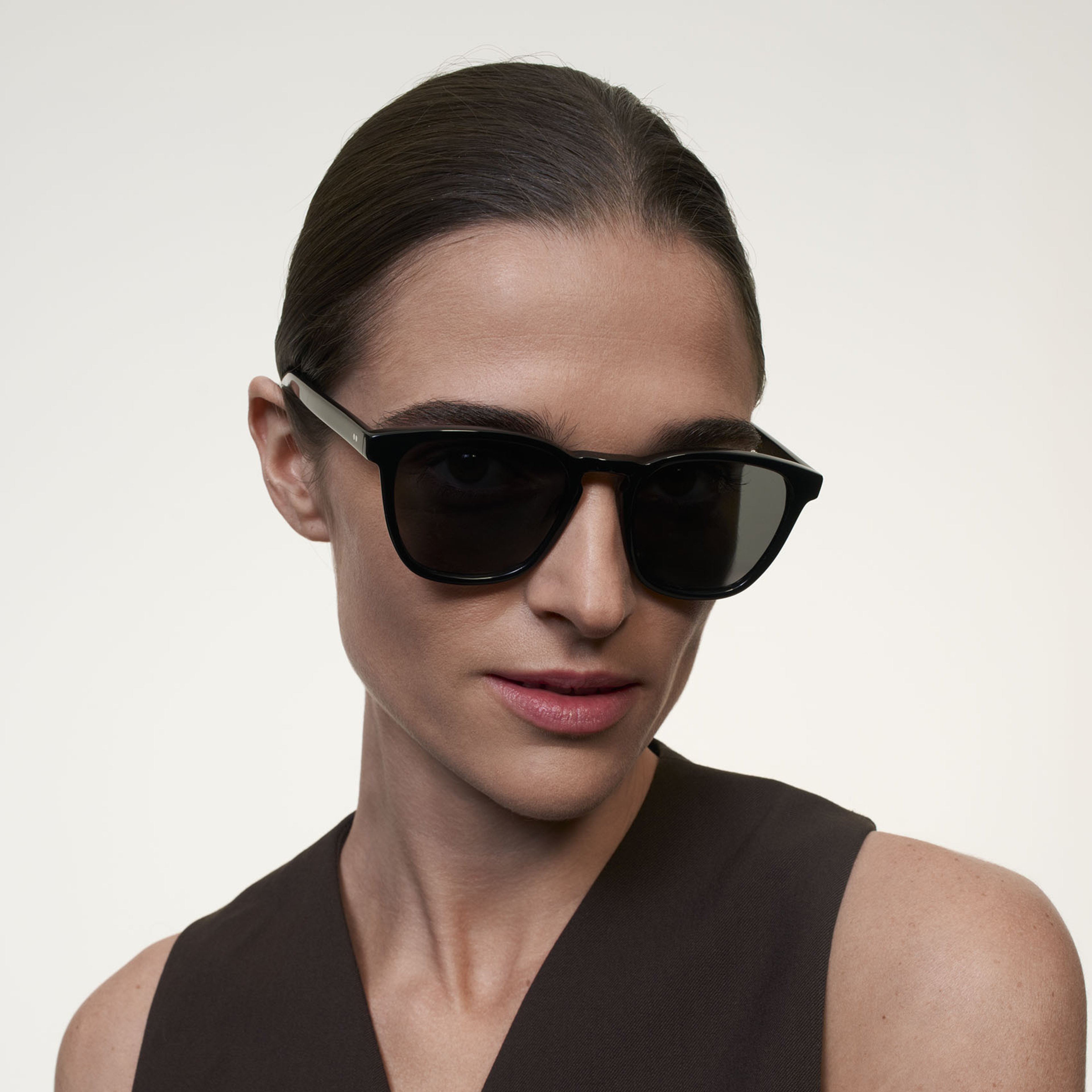 Ace & Tate Sonnenbrillen | Quadratisch Acetat in Schwarz