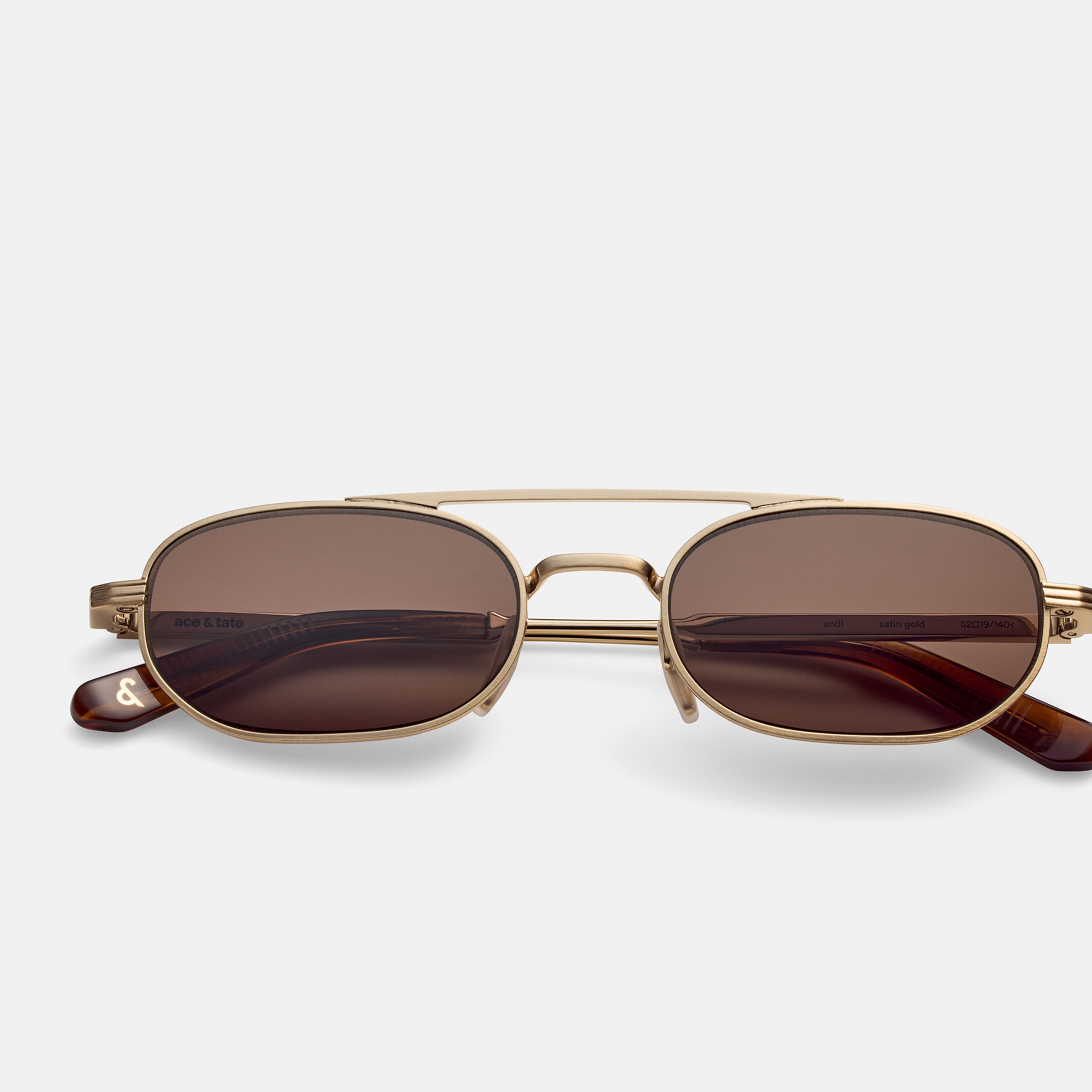 Ace & Tate Sunglasses | Oval Metal in Gold
