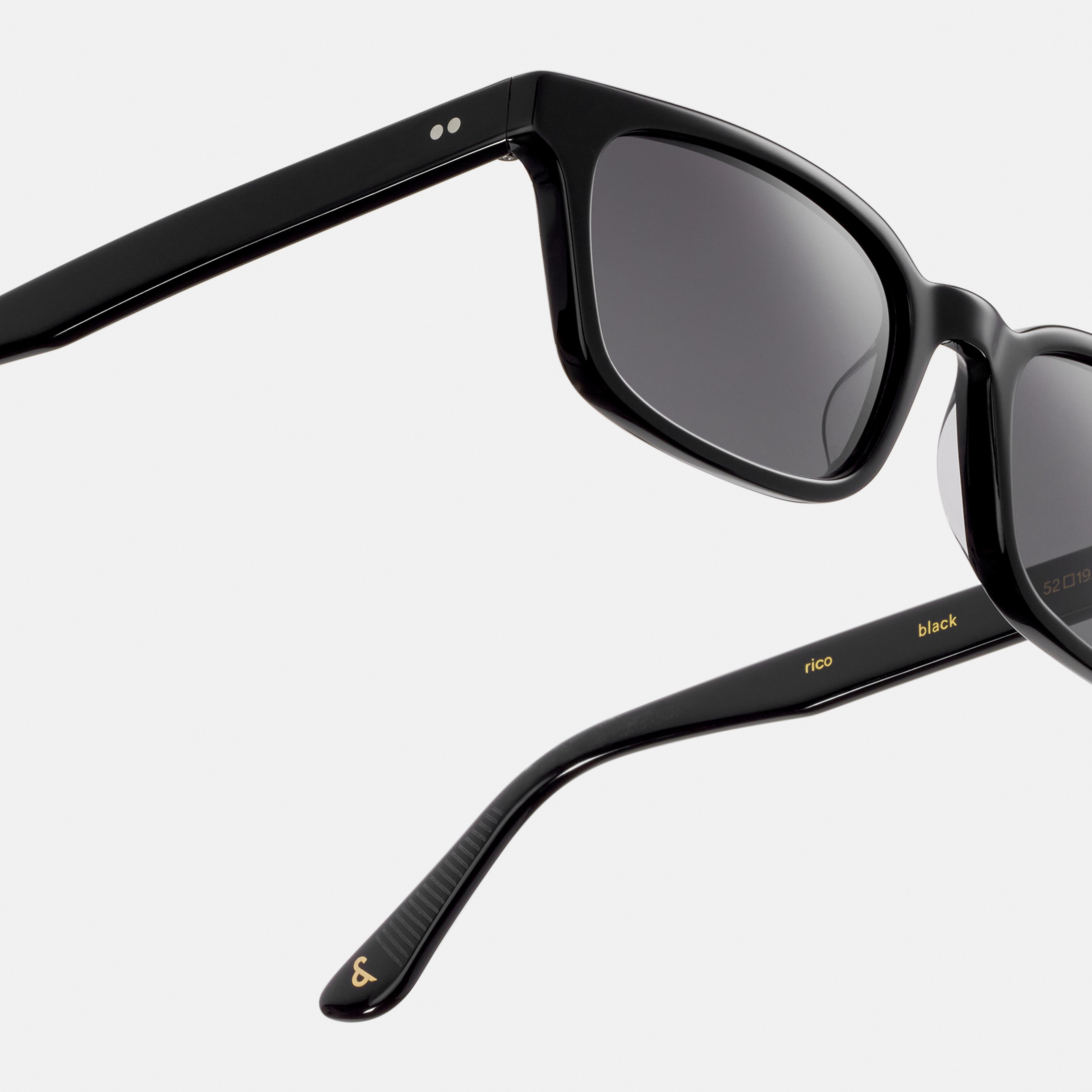 Ace & Tate Sunglasses | Square Acetate in Black