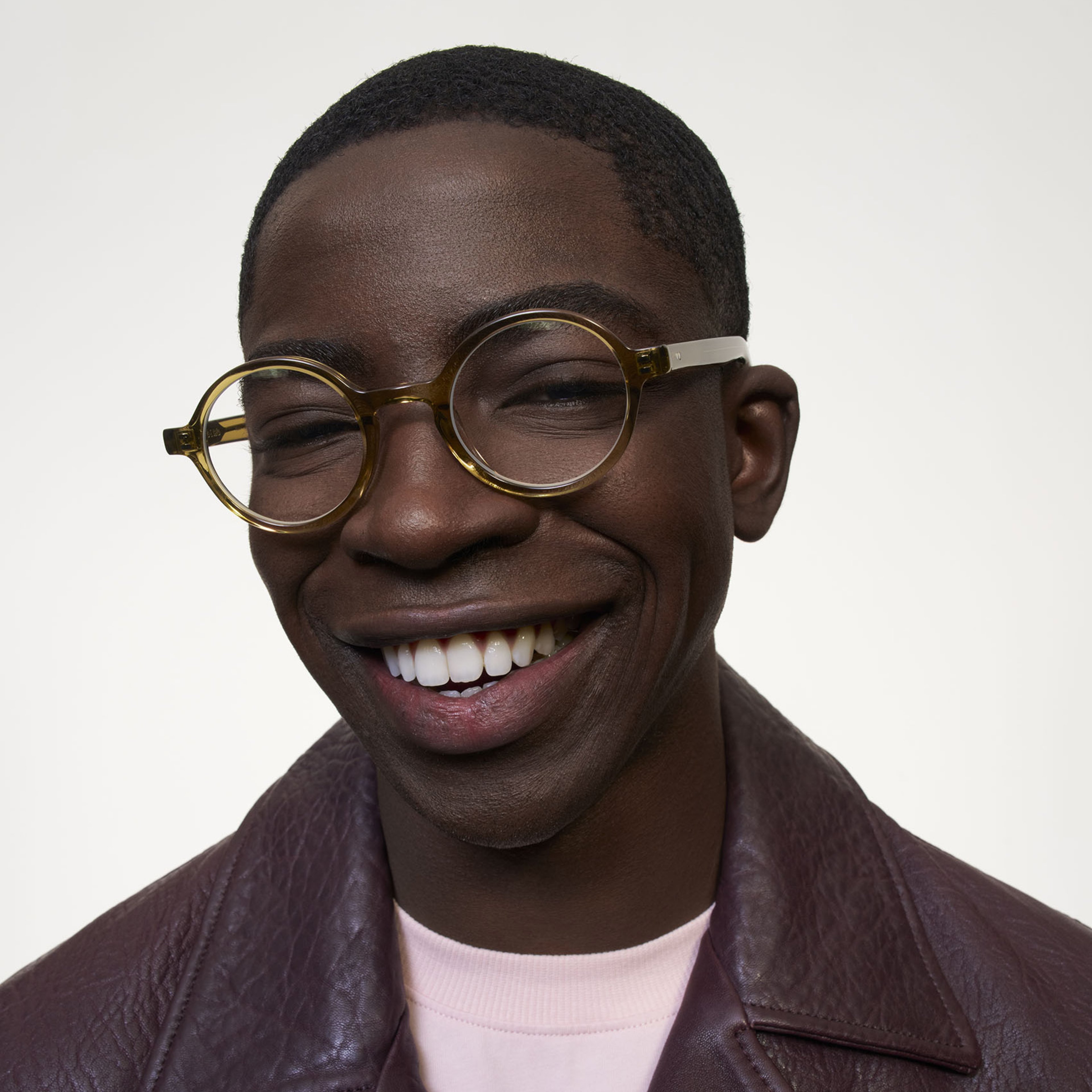 Ace & Tate Glasses | Round Acetate in Brown