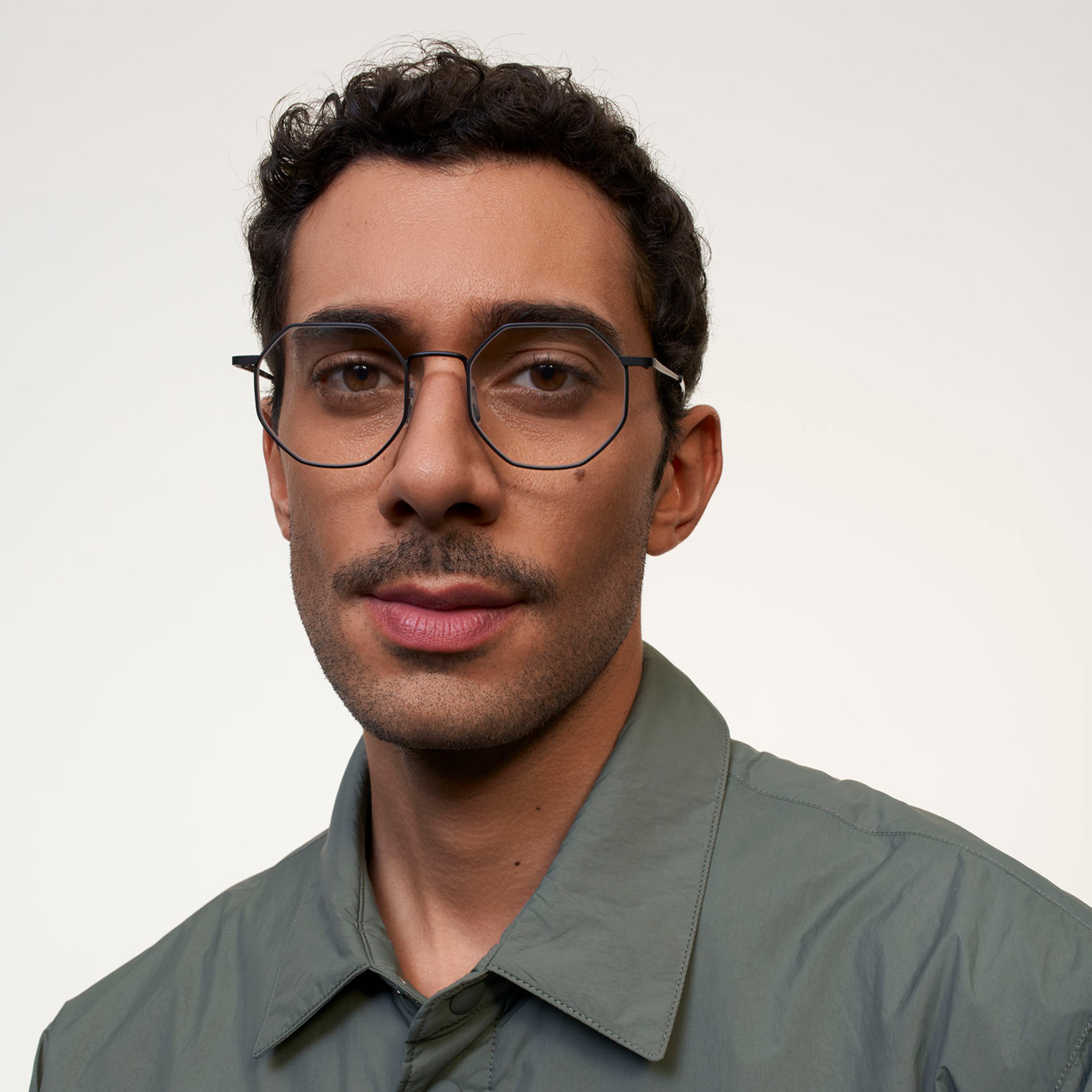 Ace & Tate Glasses | Hexagonal Metal in Black