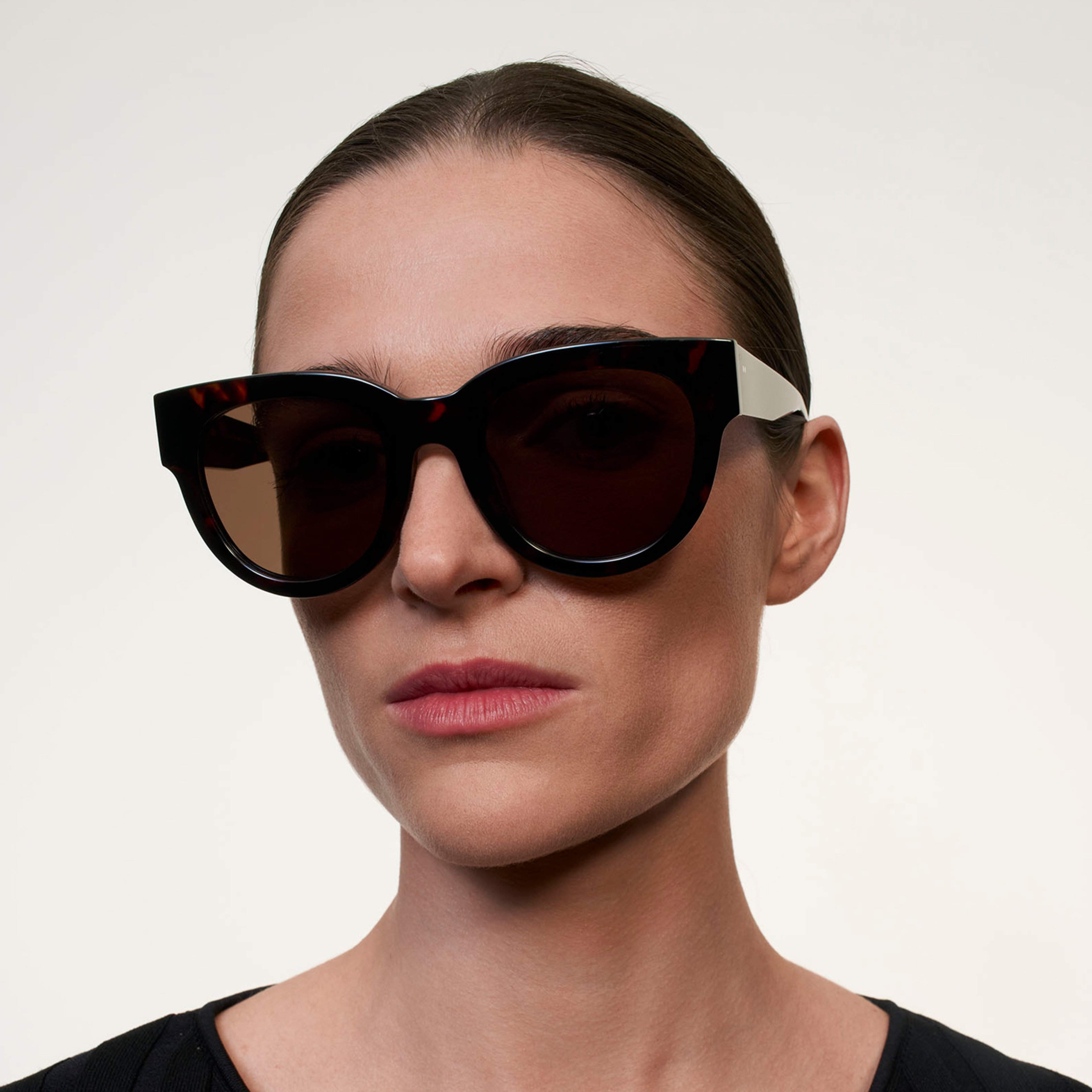 Ace & Tate Sunglasses | Round Acetate in tortoise