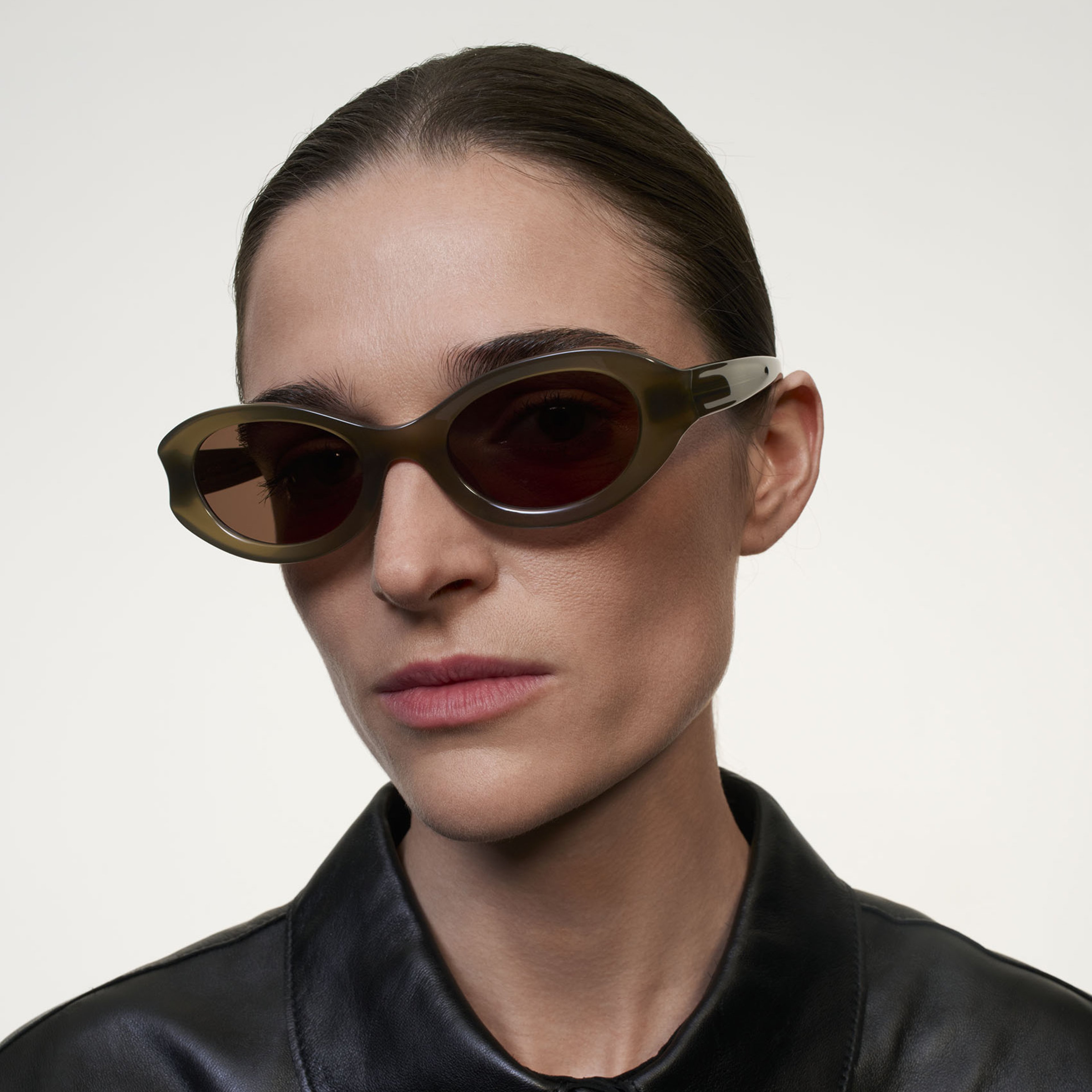 Ace & Tate Sunglasses | Oval Renew bio acetate in Green