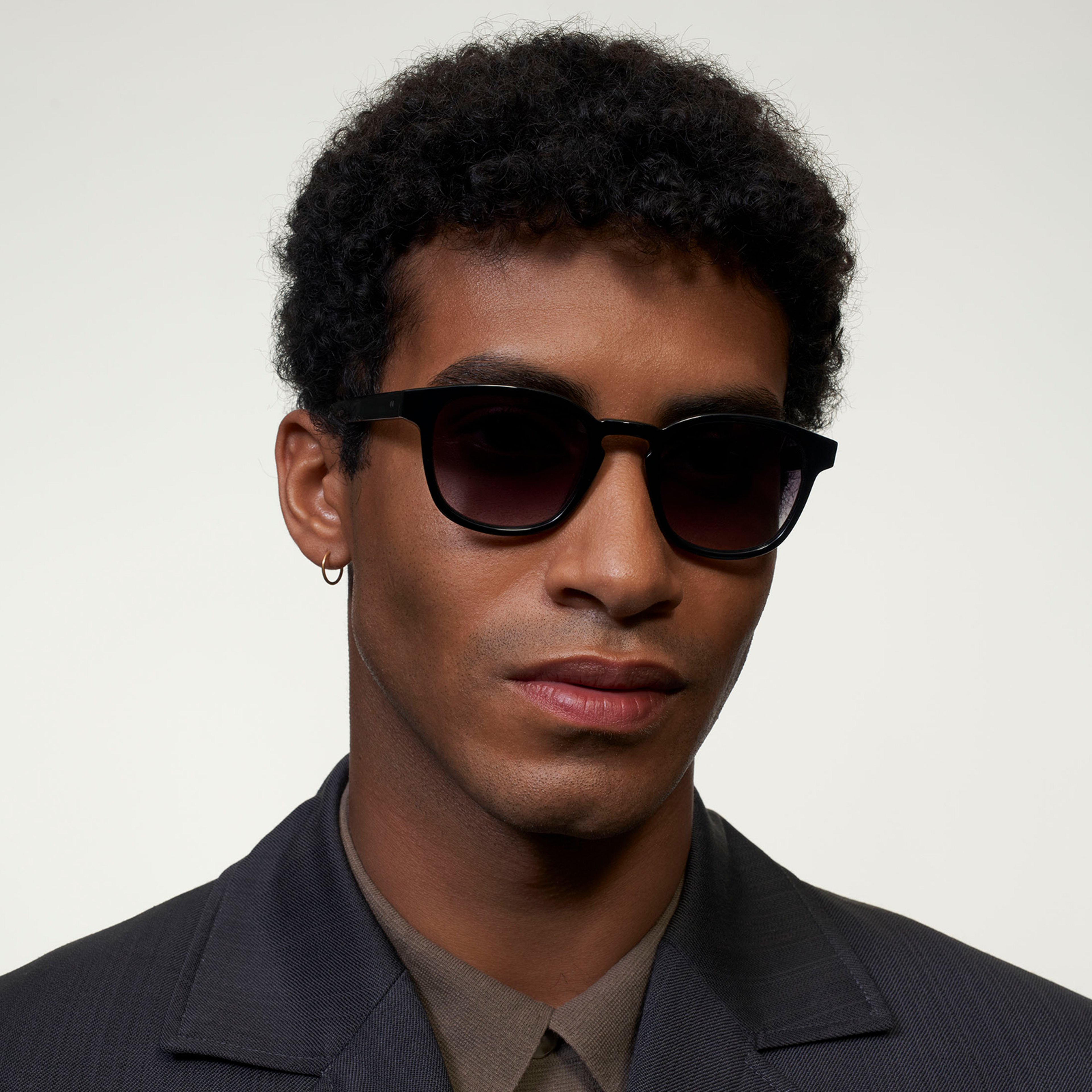 Ace & Tate Sunglasses | Square Acetate in Black