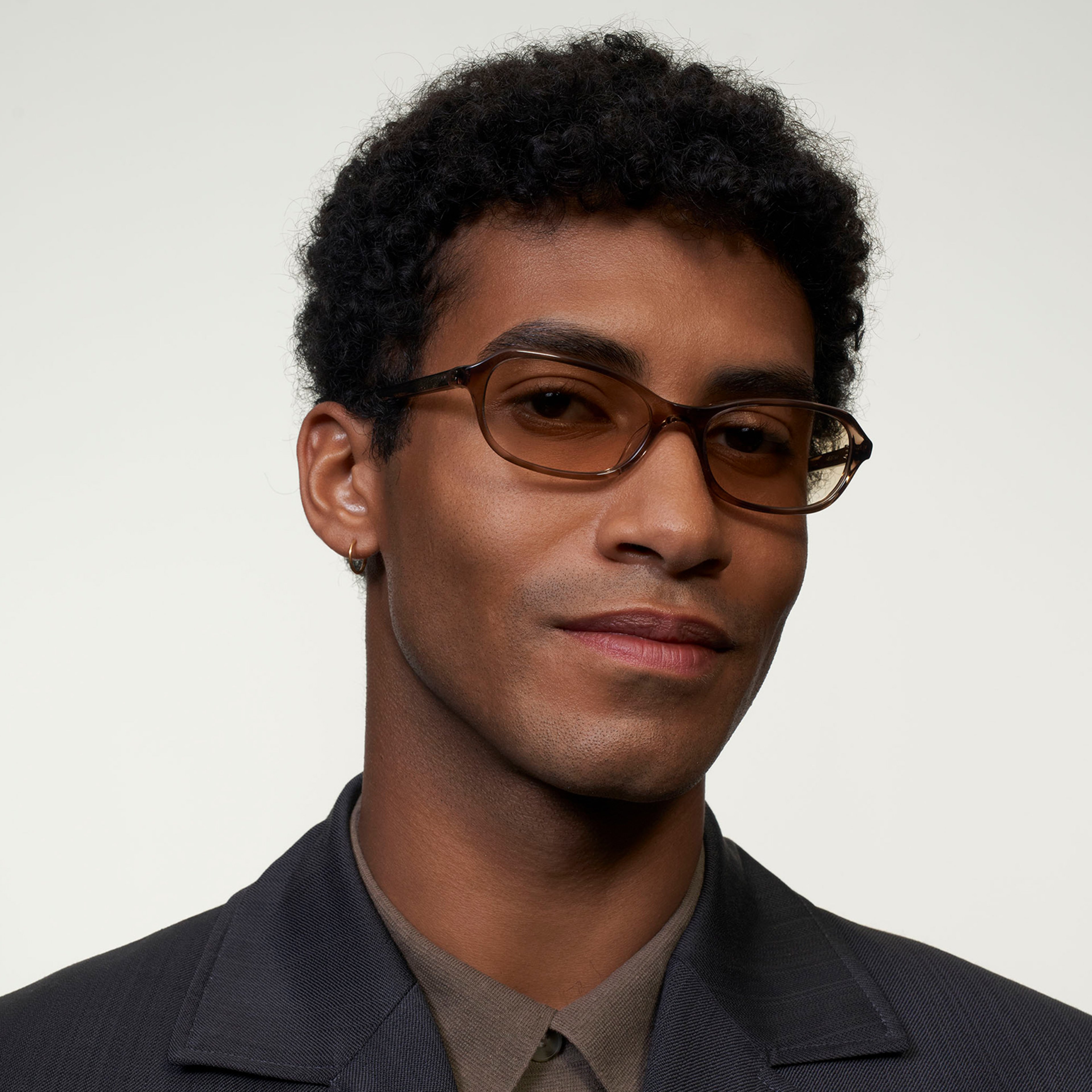 Ace & Tate Solaires | Ovale Acétate in Beige, Marron