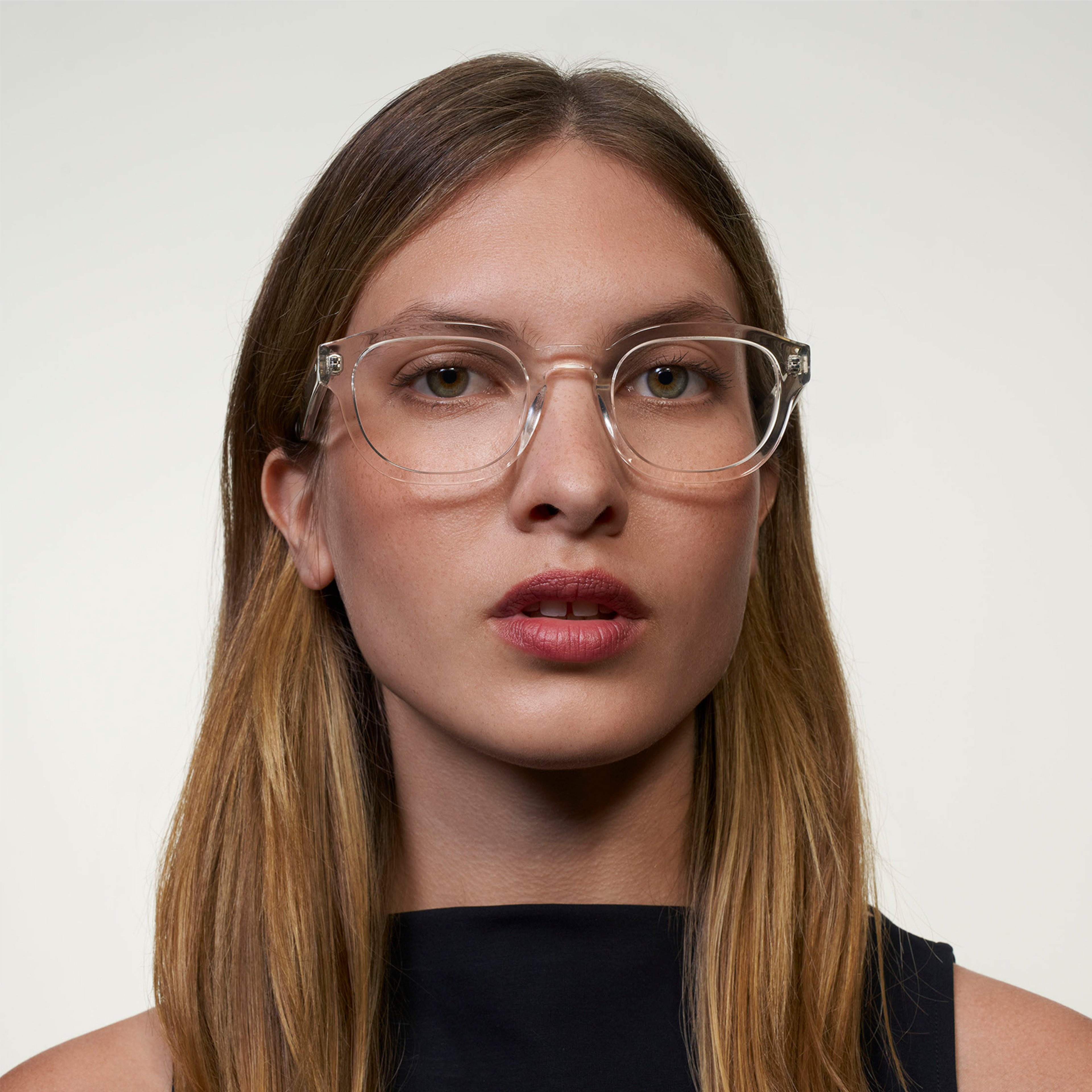 Ace & Tate Glasses | Round Acetate in Clear