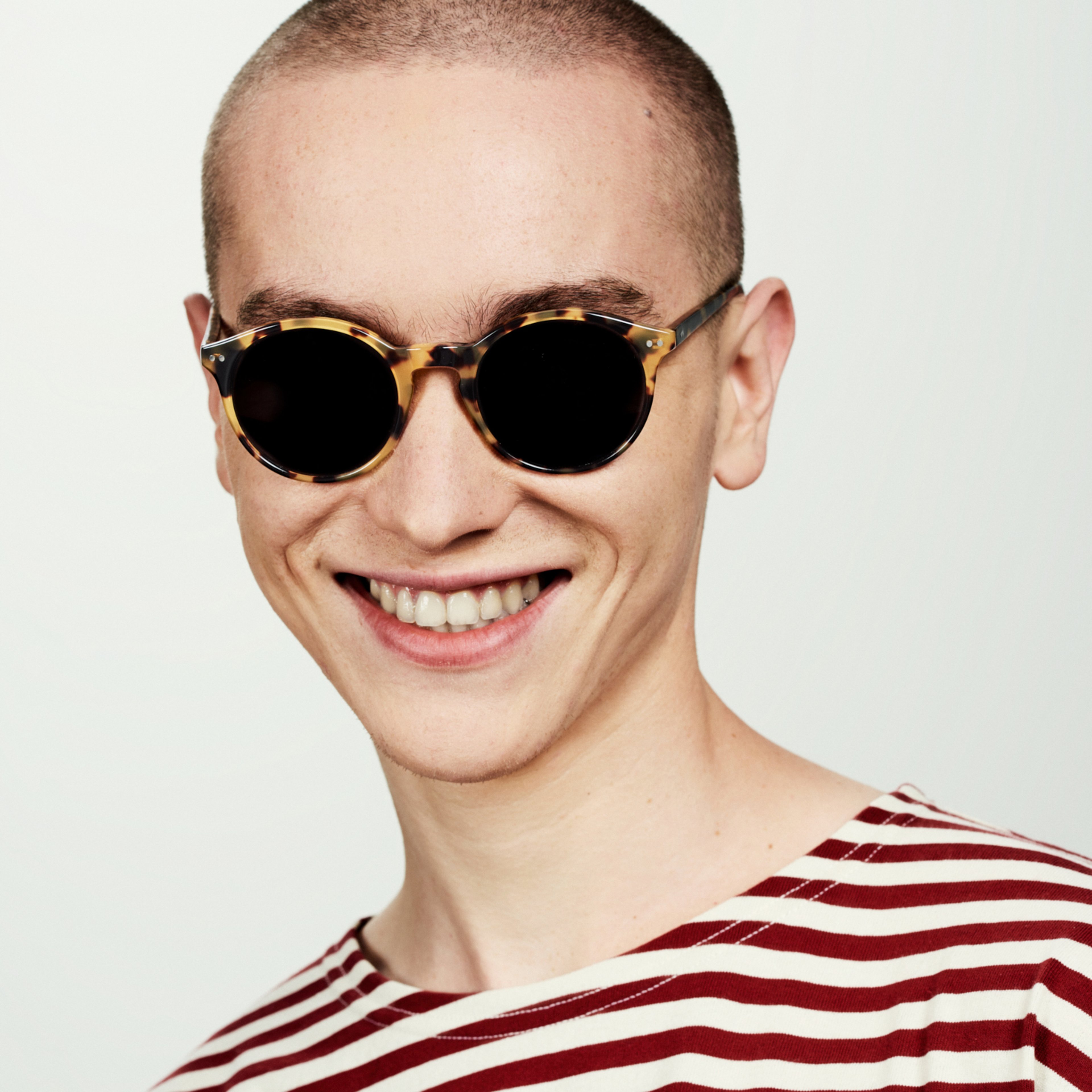 Ace & Tate Sunglasses | round acetate in Brown, Yellow