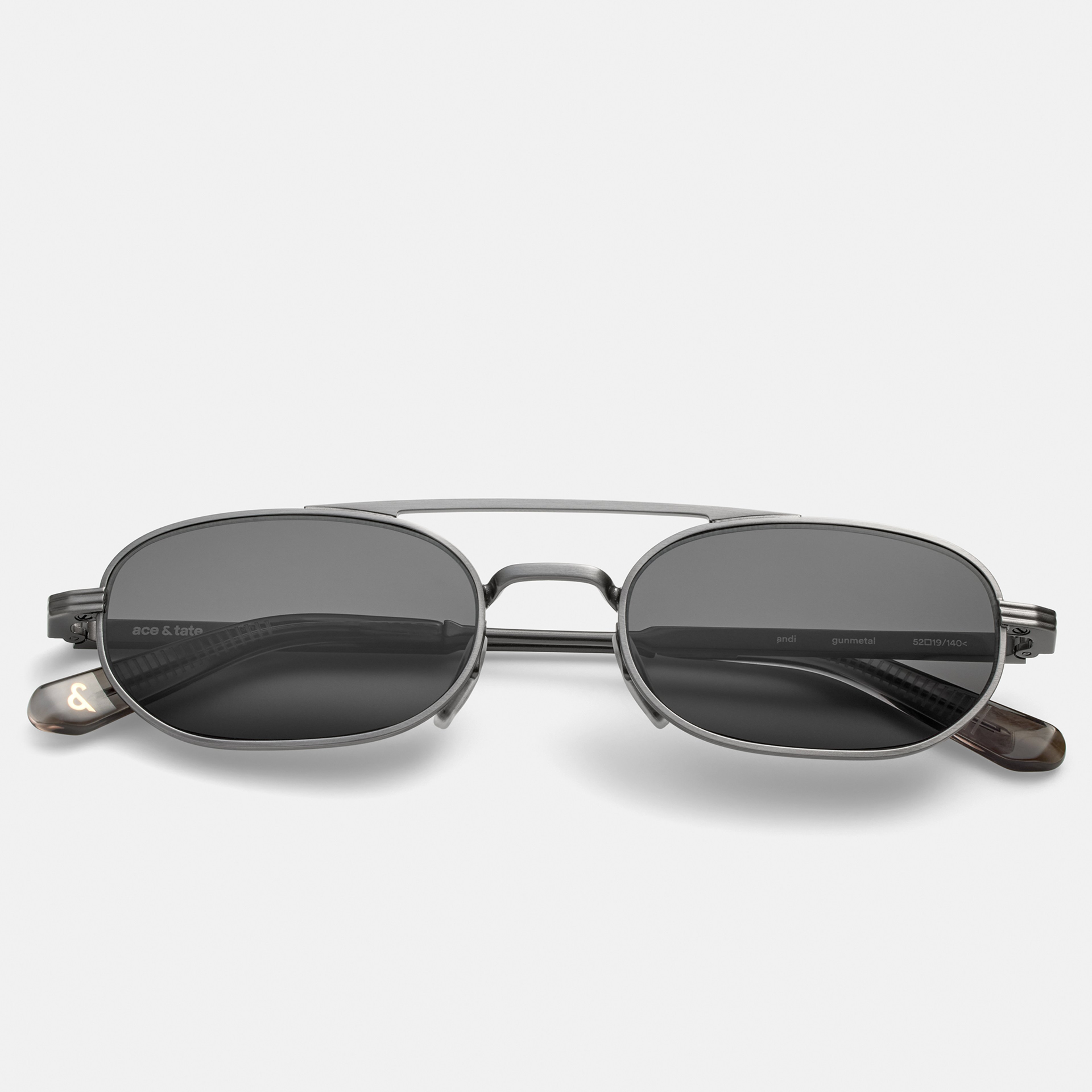 Ace & Tate Sunglasses | Oval Metal in Grey