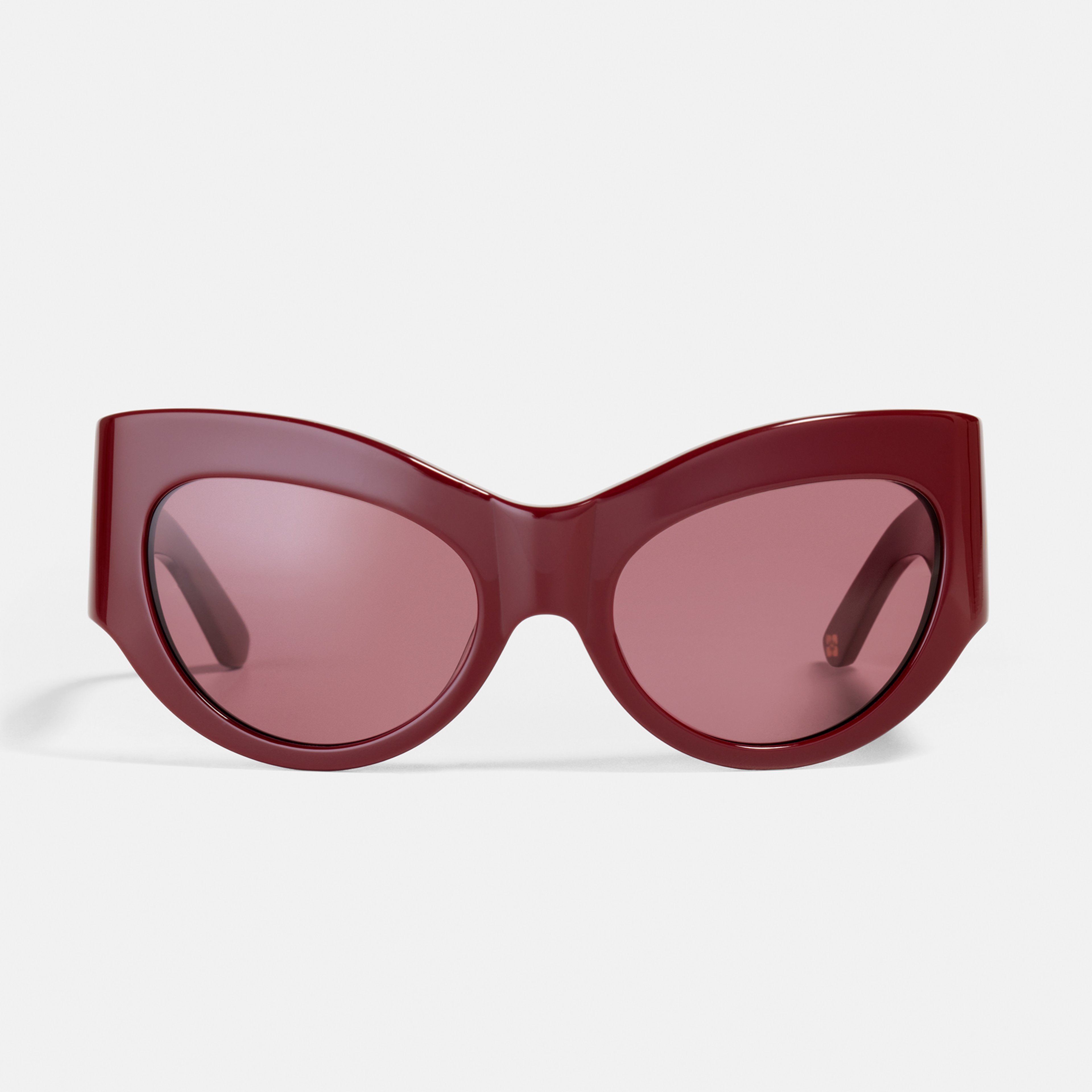 Trixie x GANNI Rødvin | Oval Acetate Sunglasses | Ace & Tate