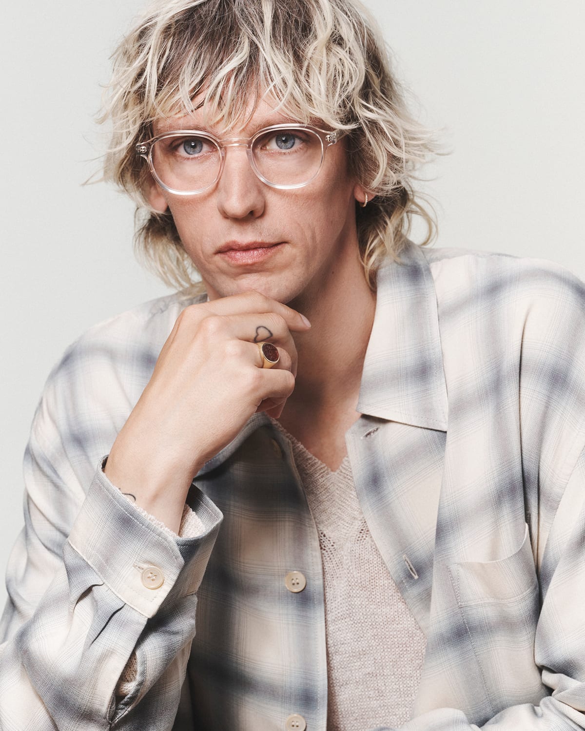 Model wearing frame